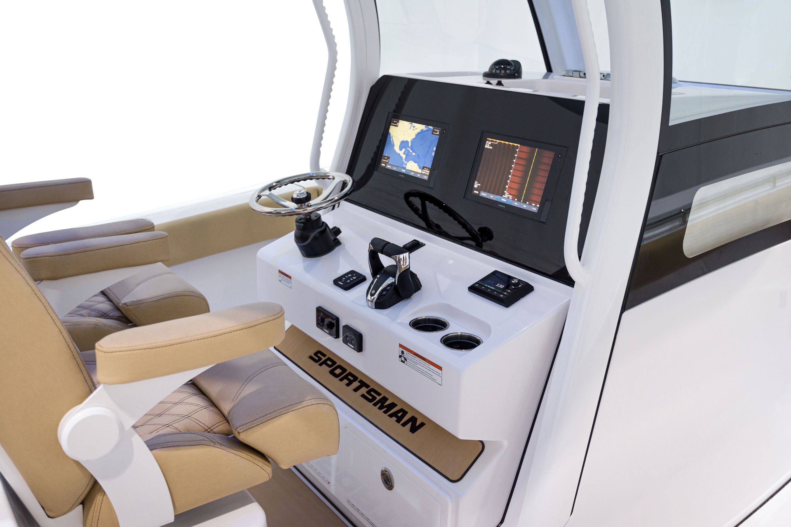 Detail image of the Open 302 Center Console