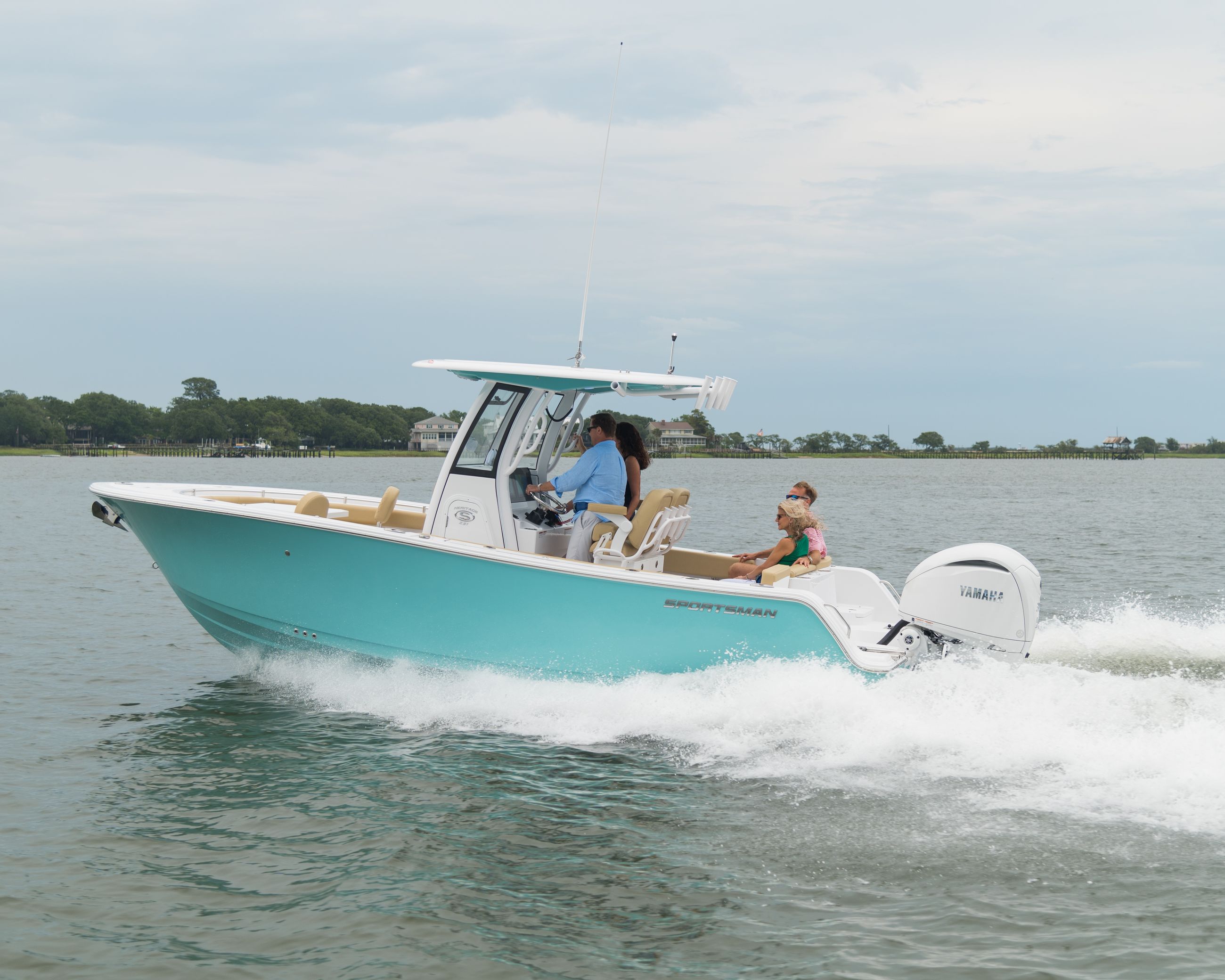 Detail image of the Heritage 231 Center Console