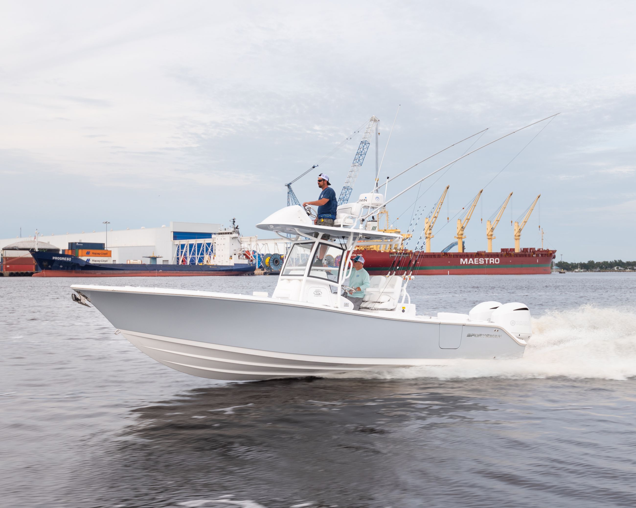 Detail image of the Open 282TE Center Console