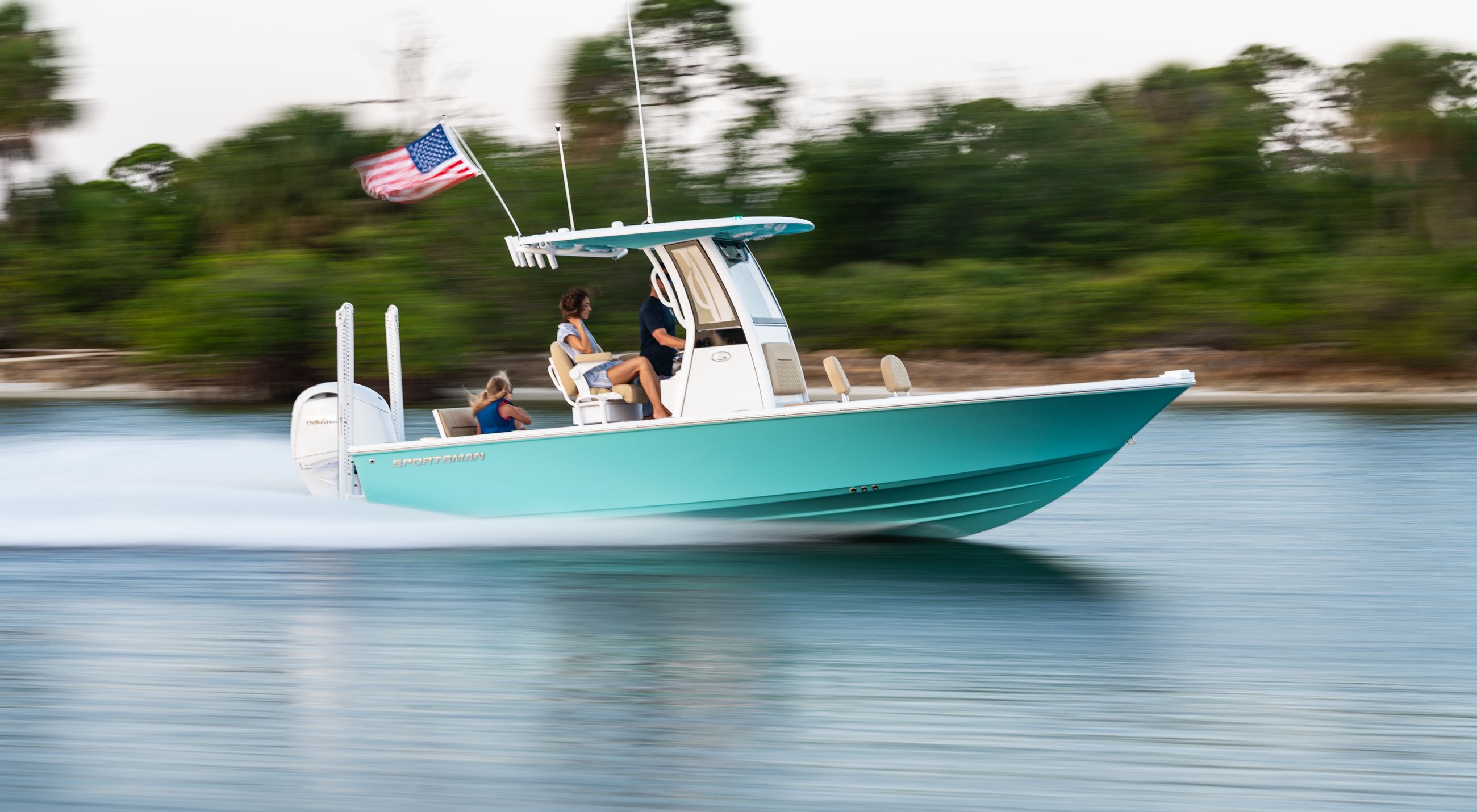 Engine options for the 227-bay-boat