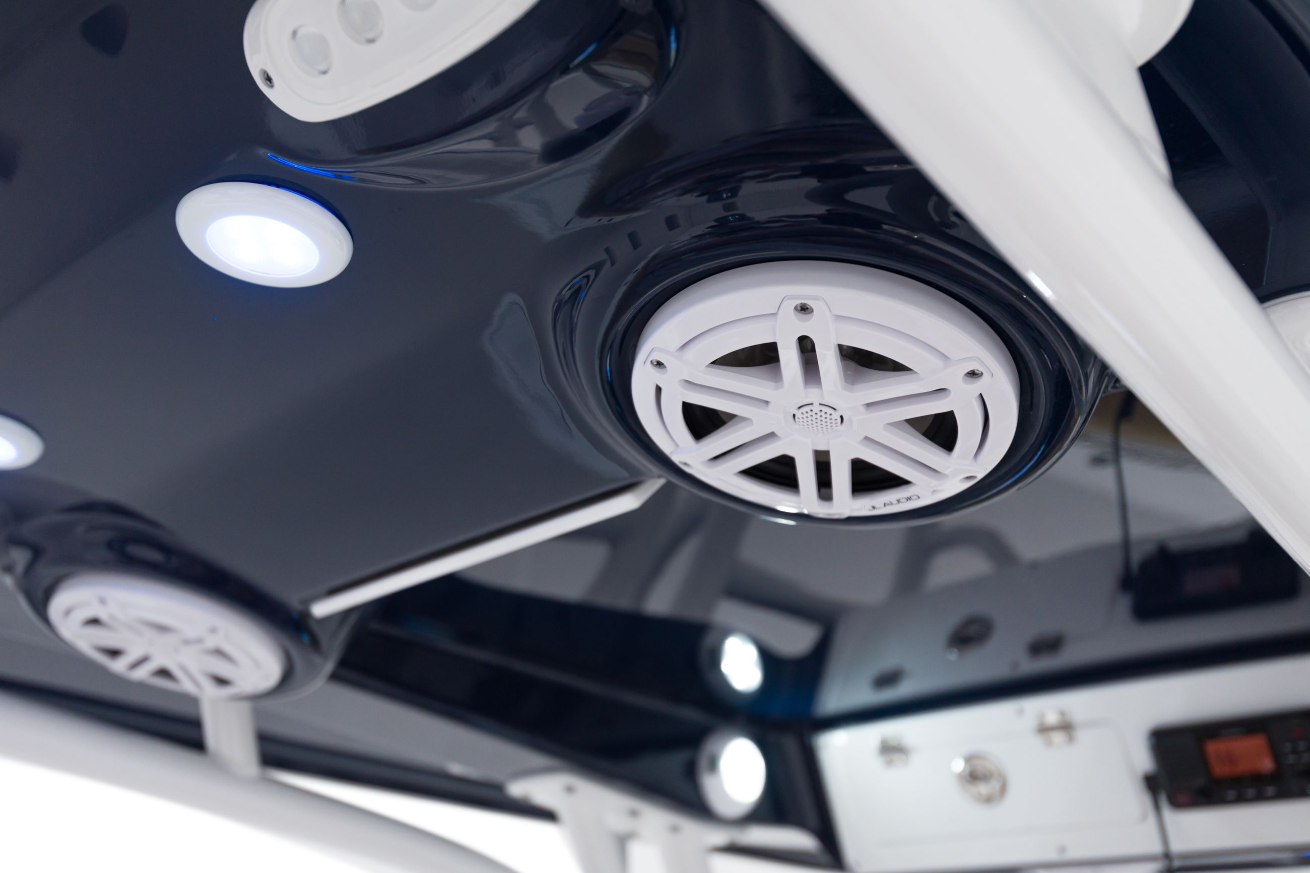 Detail image of Matching Hard-Top Underside Color