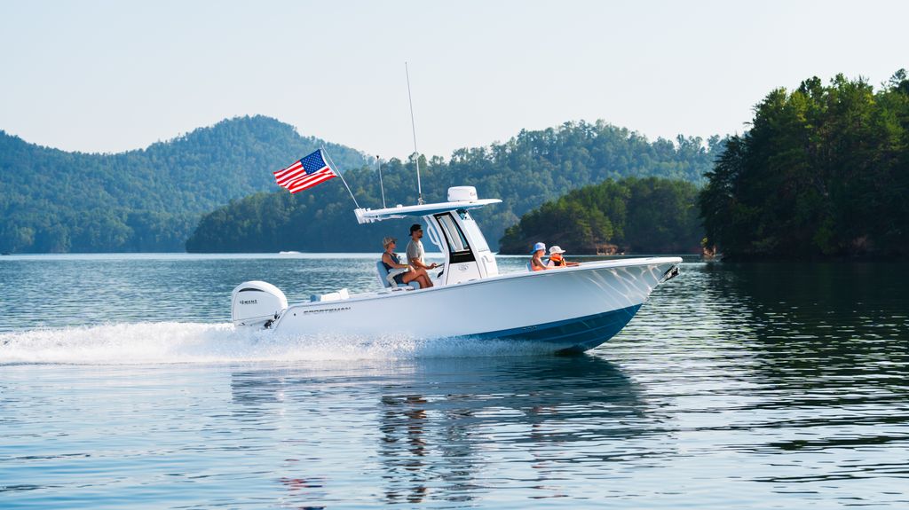 Main image for the Heritage 231 Center Console