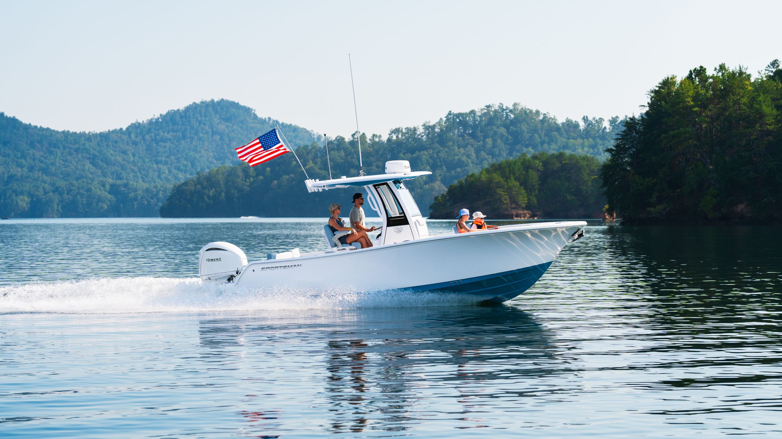 Main image for the Heritage 231 Center Console