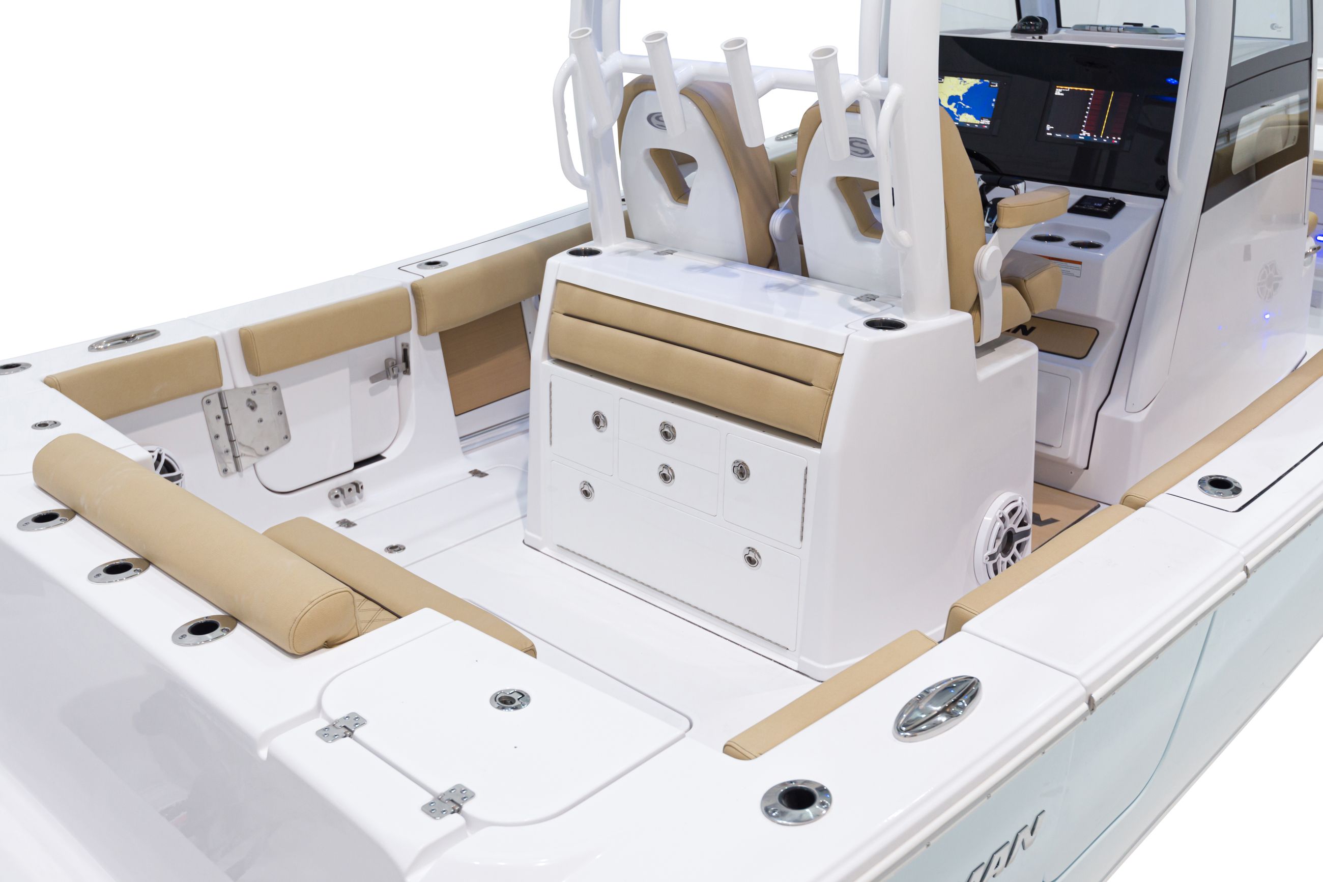 Open 302 Center Console · Features Sportsman Boats