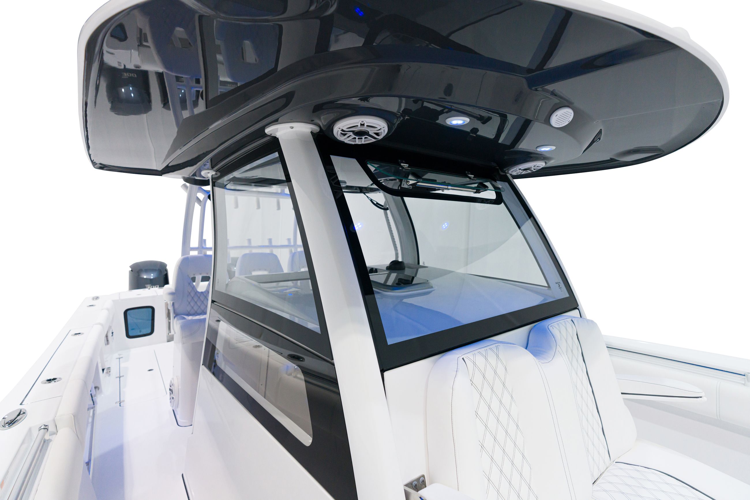 Detail image of Integrated Tempered Glass Windshield w/ Actuated Vent