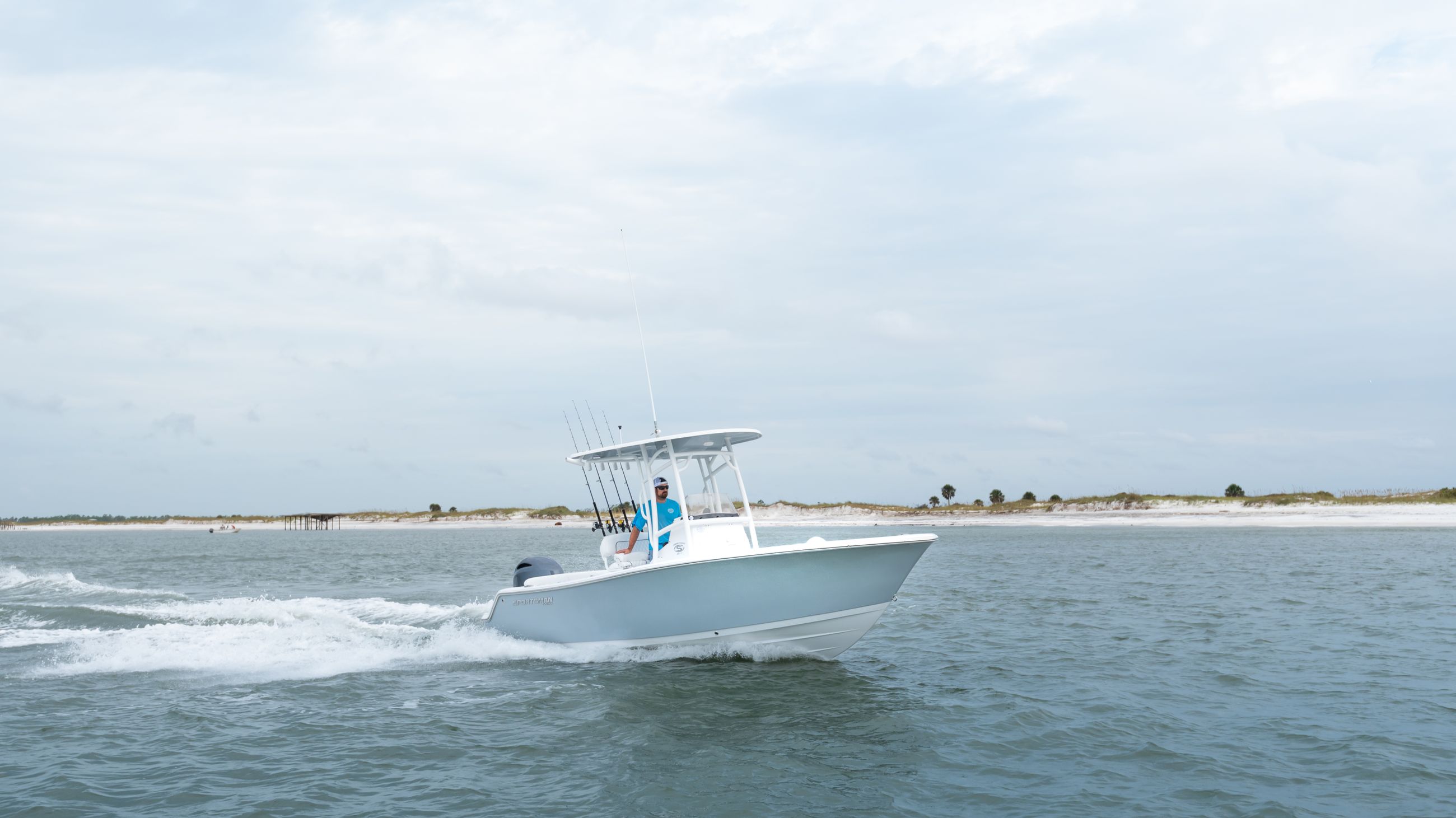 Heritage 211 Center Console Features Sportsman Boats