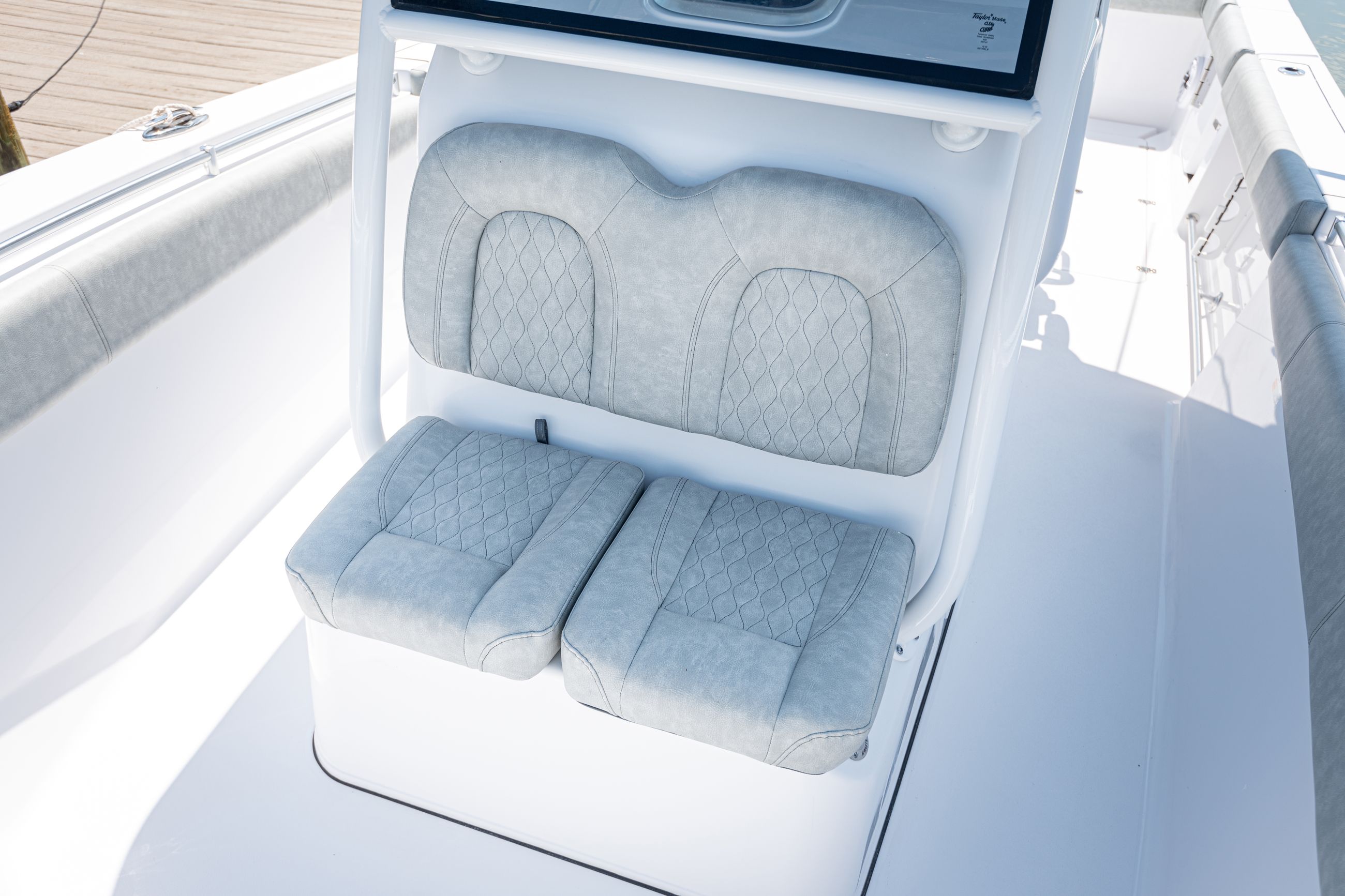 Open 312 Center Console · Features Sportsman Boats