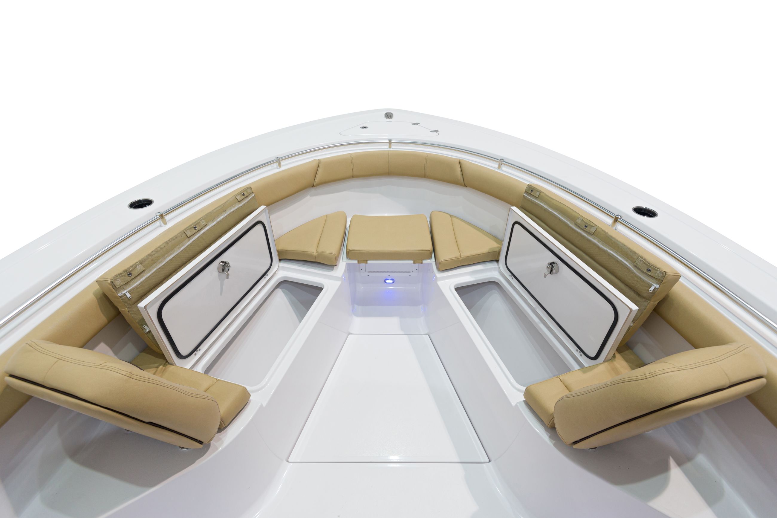 Open 302 Center Console · Features Sportsman Boats