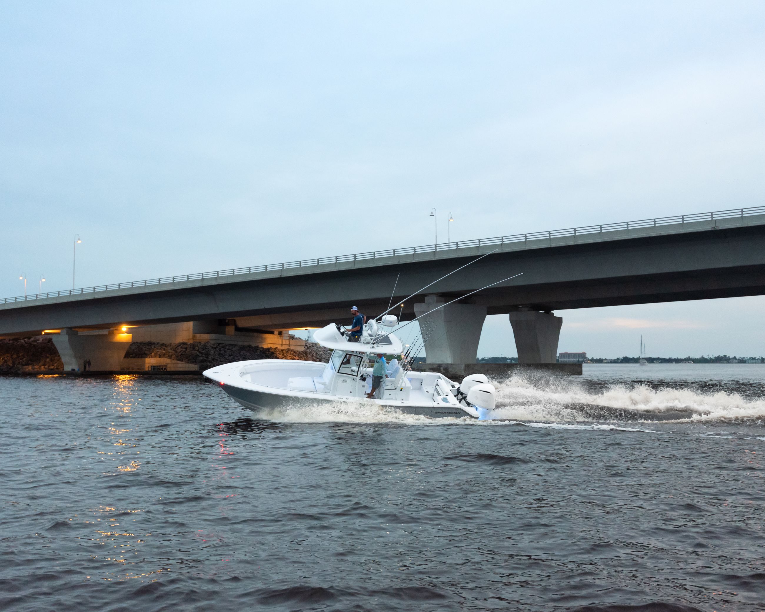 Detail image of the Open 282TE Center Console
