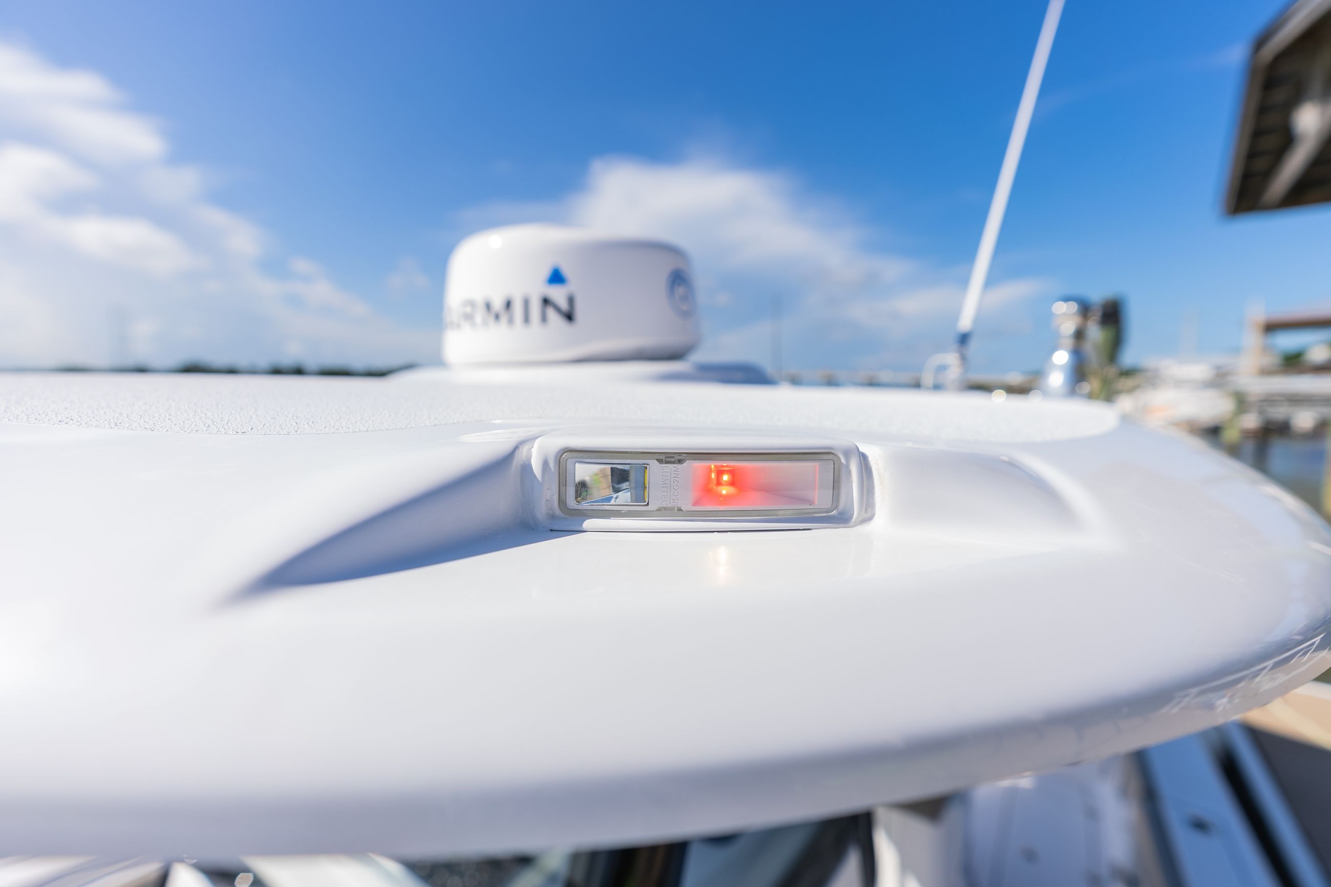 Open 282TE Center Console · Features Sportsman Boats