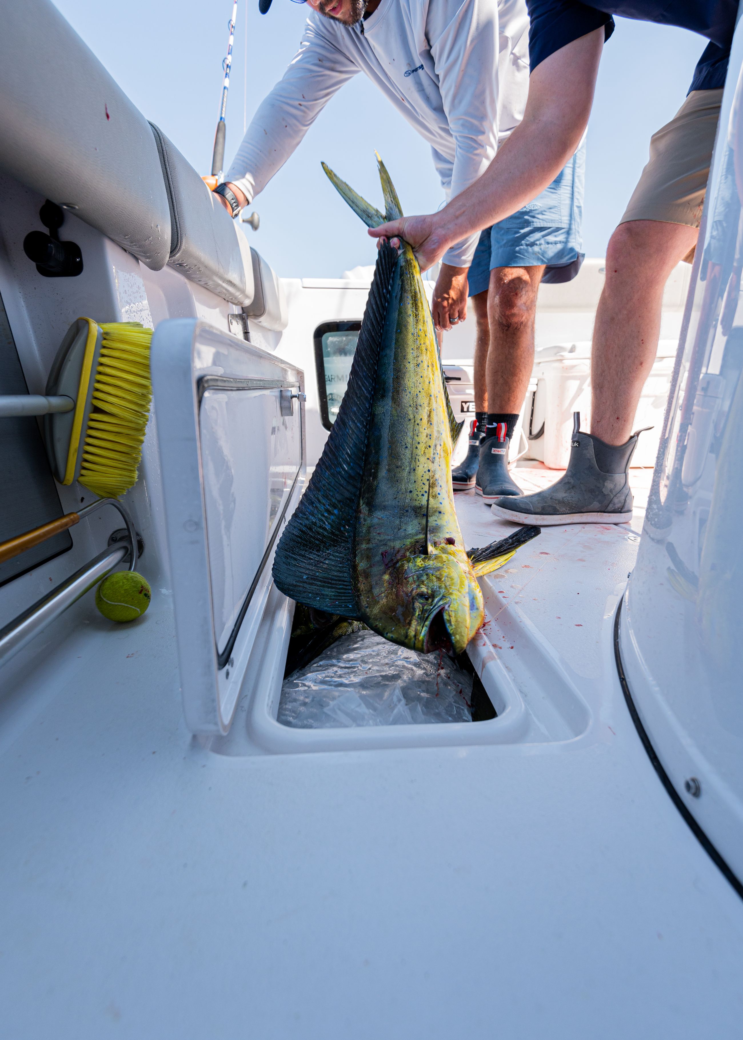 Detail image of the Open 352 Center Console