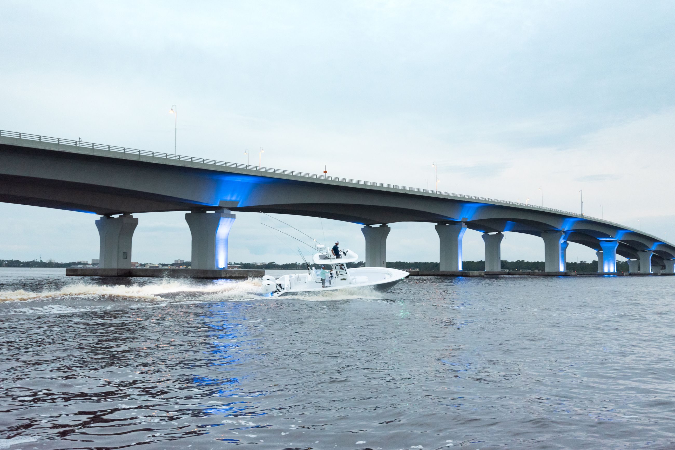 Detail image of the Open 282TE Center Console