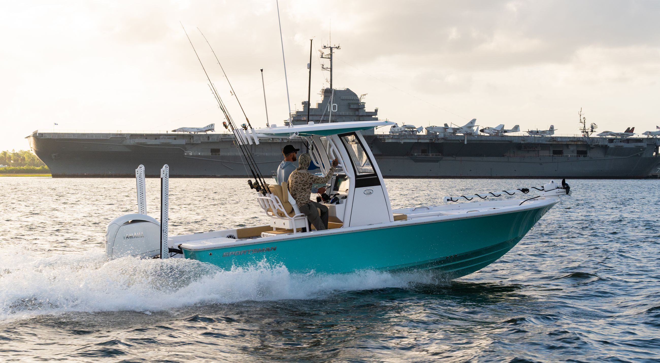 All of the technical specifications for the 227-bay-boat