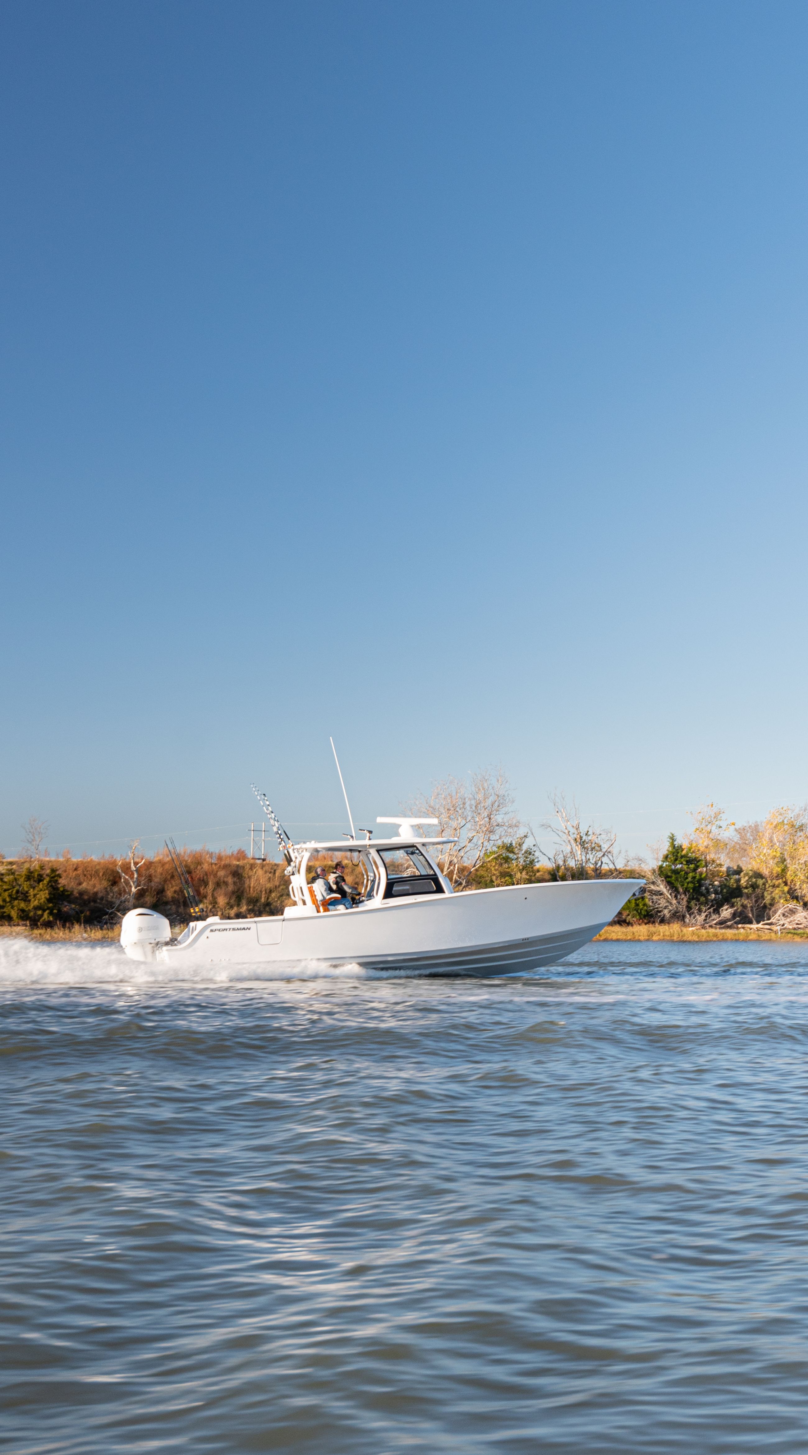 Detail image of the Open 352 Center Console