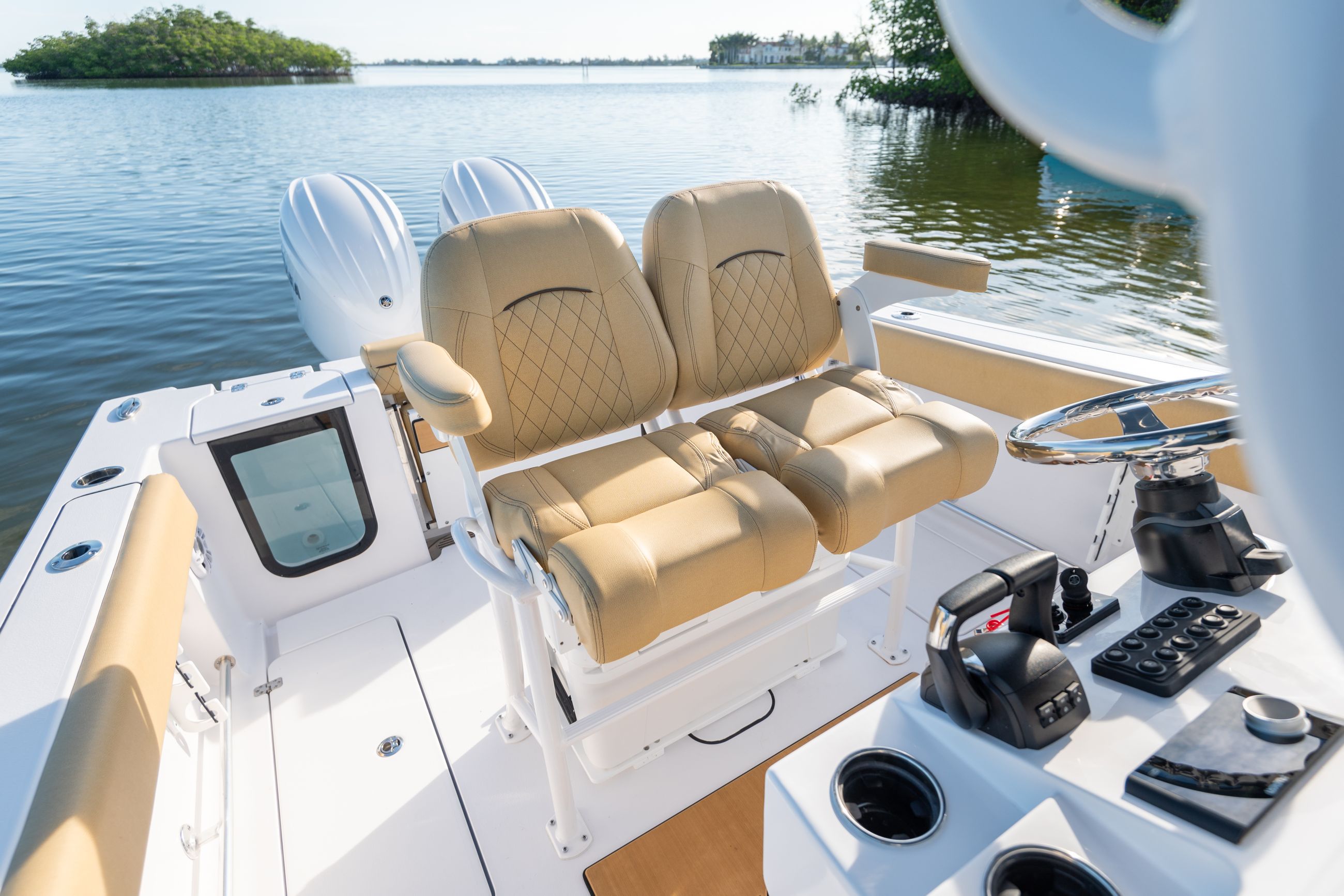 The Open 252 is a perfect offshore fishing boat that doubles down as the  families favorite. #sportsmanboats #open252 #offshore #yamaha #o