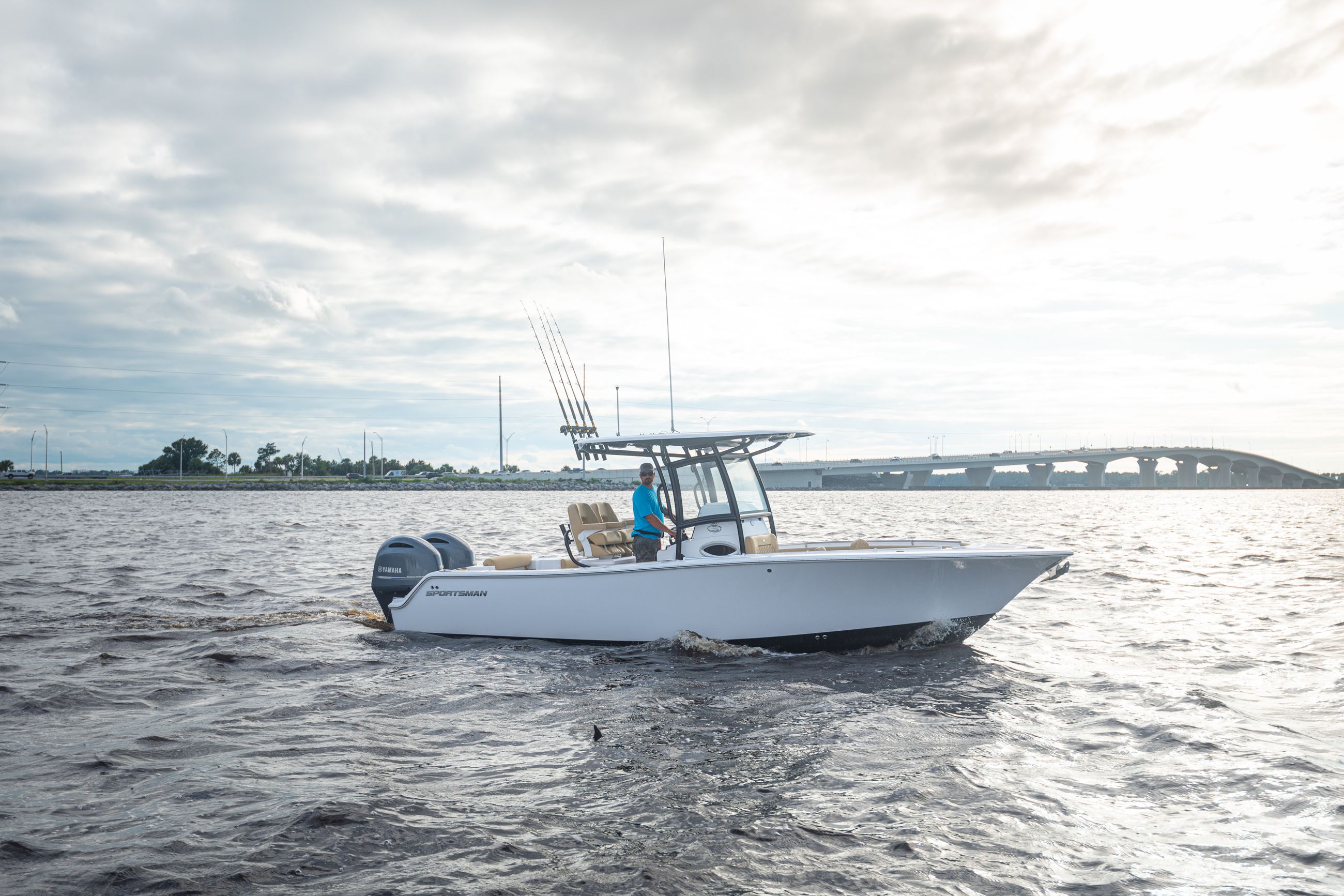 Detail image of the Open 252 Center Console