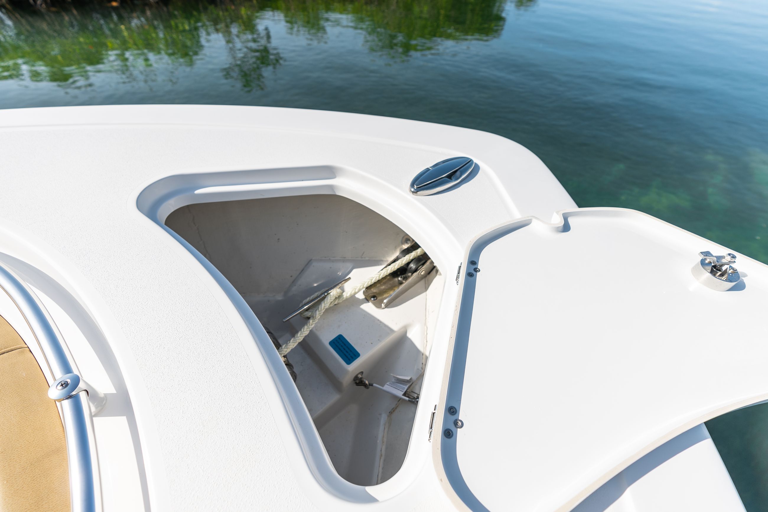 Heritage 261 Center Console · Features Sportsman Boats