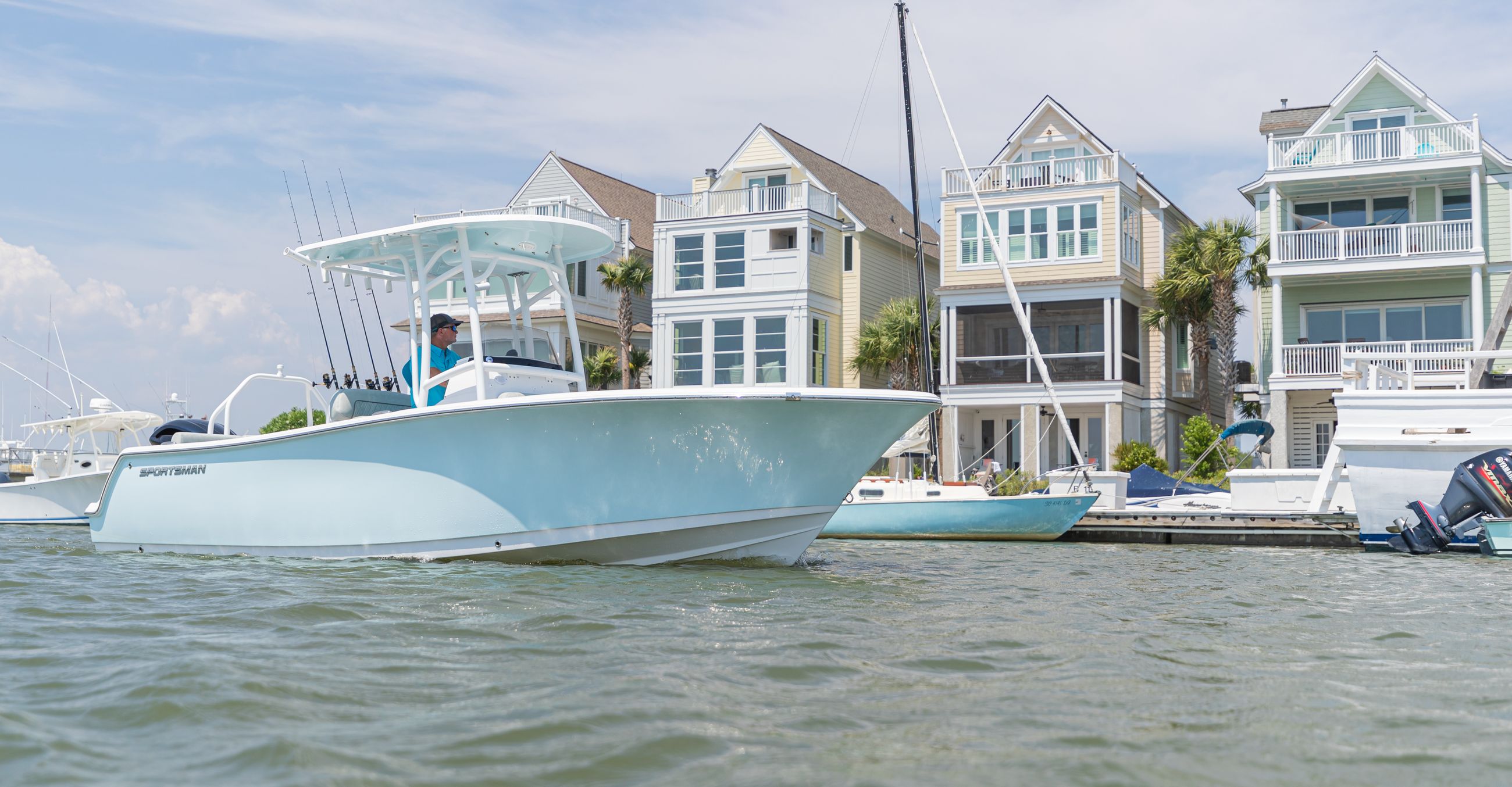 Large detail image of the Heritage 231 Center Console
