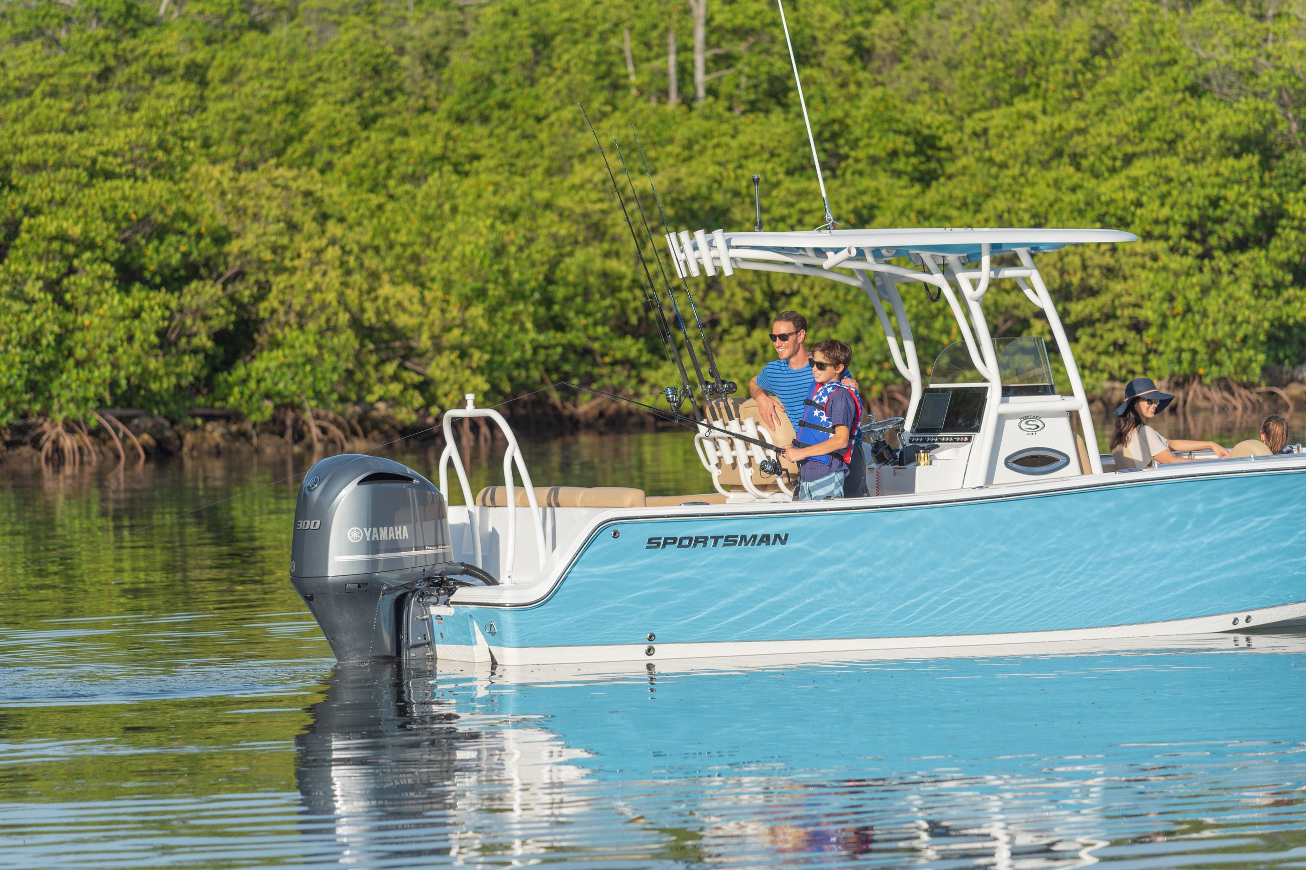 Detail image of the Heritage 241 Center Console
