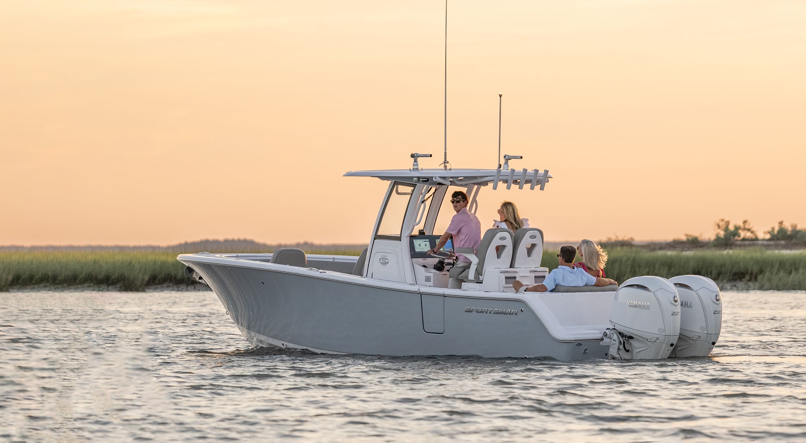 Engine options for the 262-center-console
