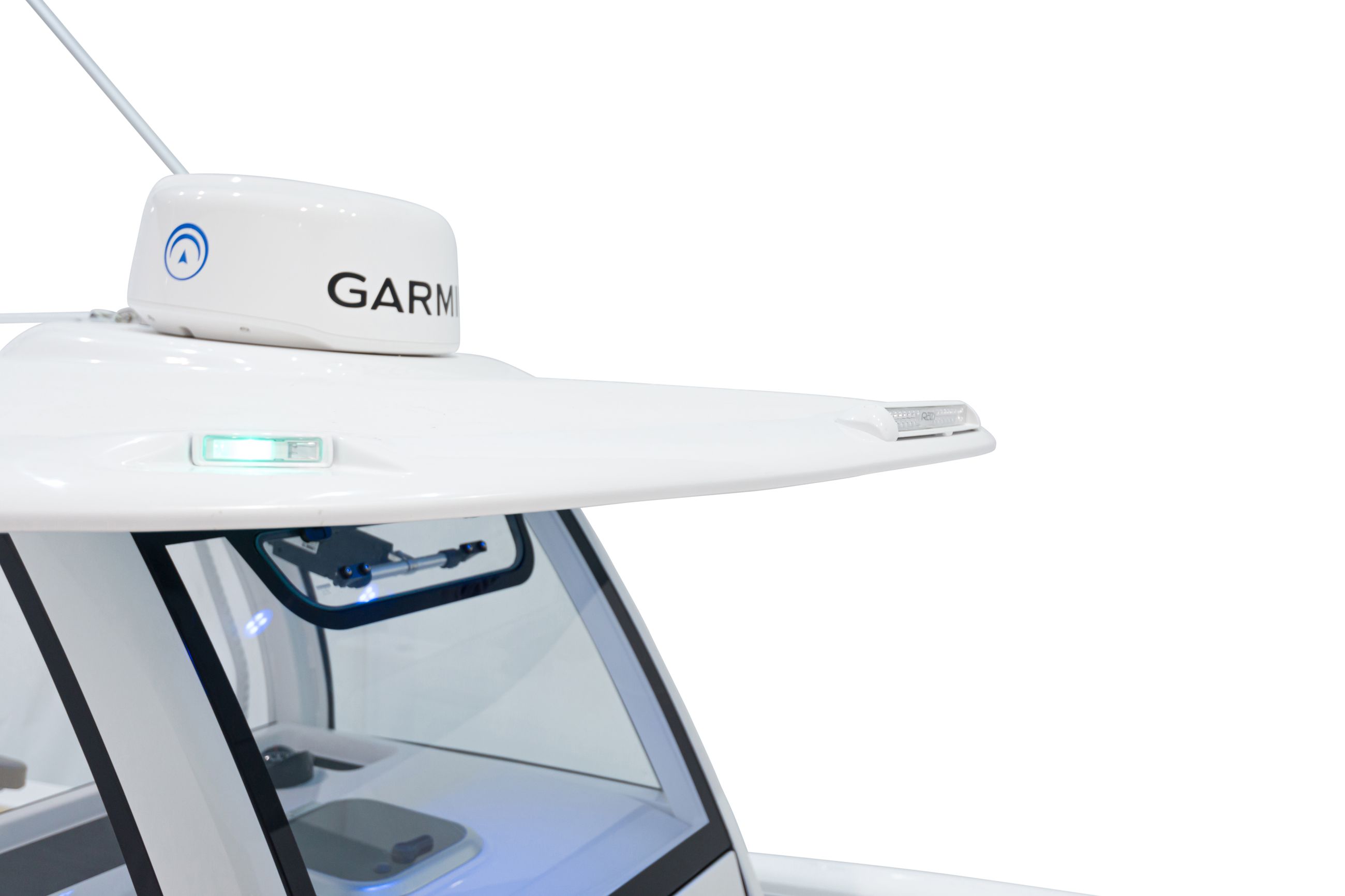 Open 302 Center Console · Features Sportsman Boats