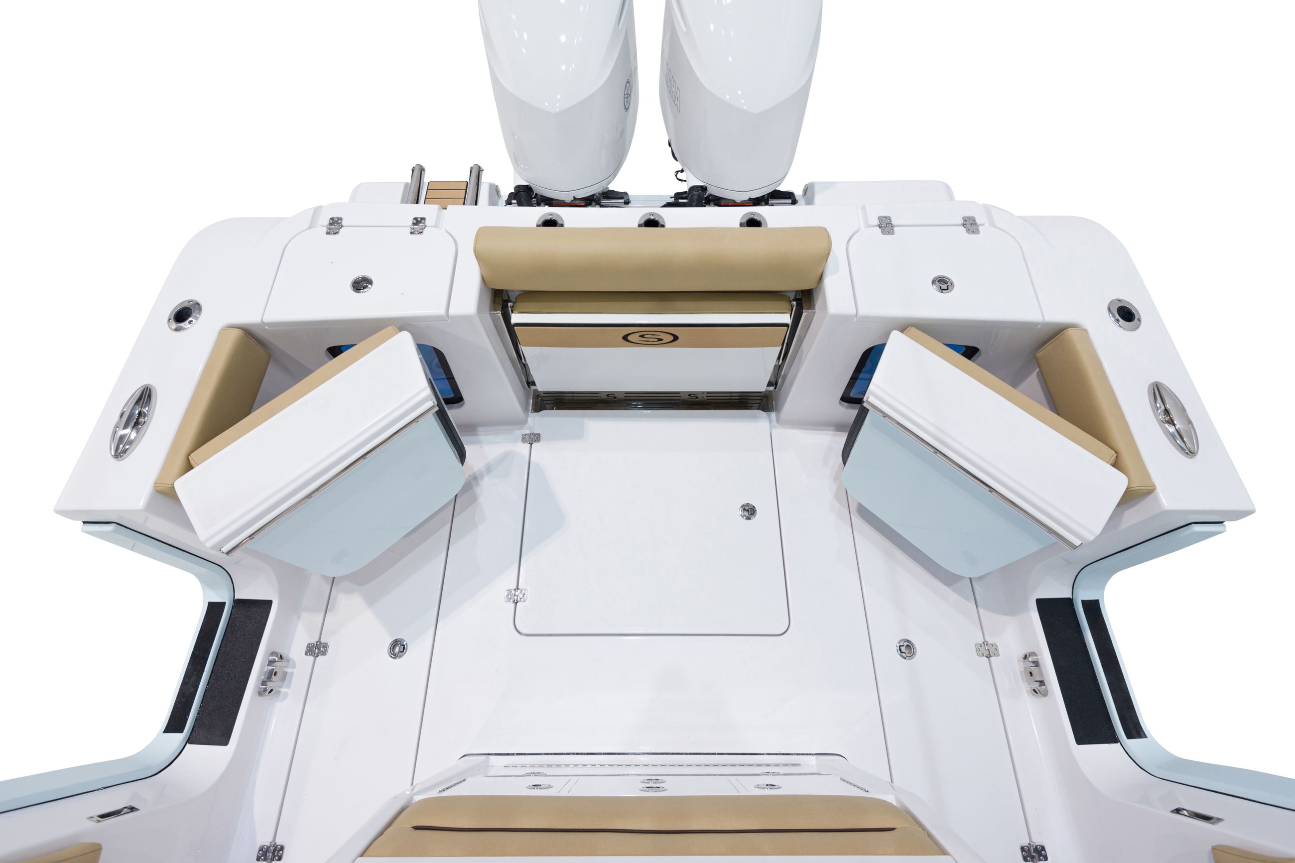 Open 302 Center Console · Features Sportsman Boats