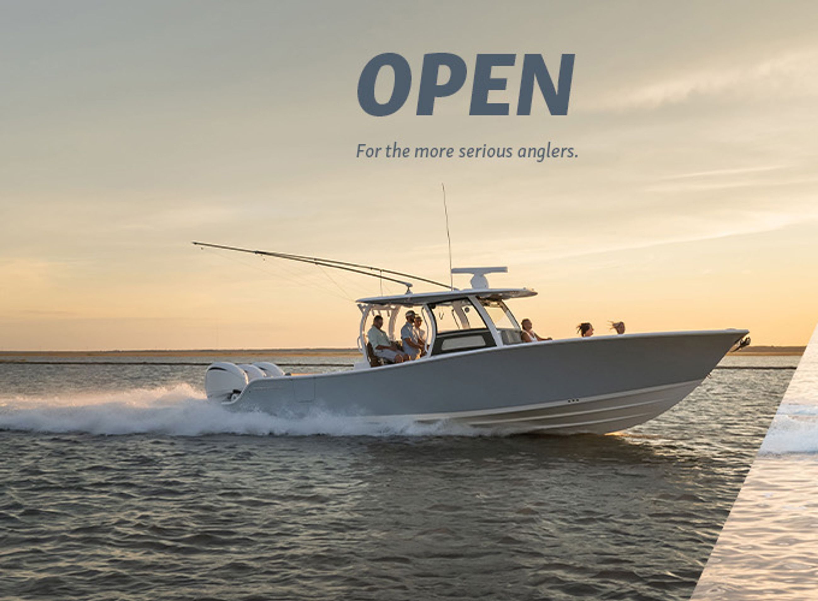 Family-Friendly Offshore Center Consoles & Bay Boats from 21' to 35