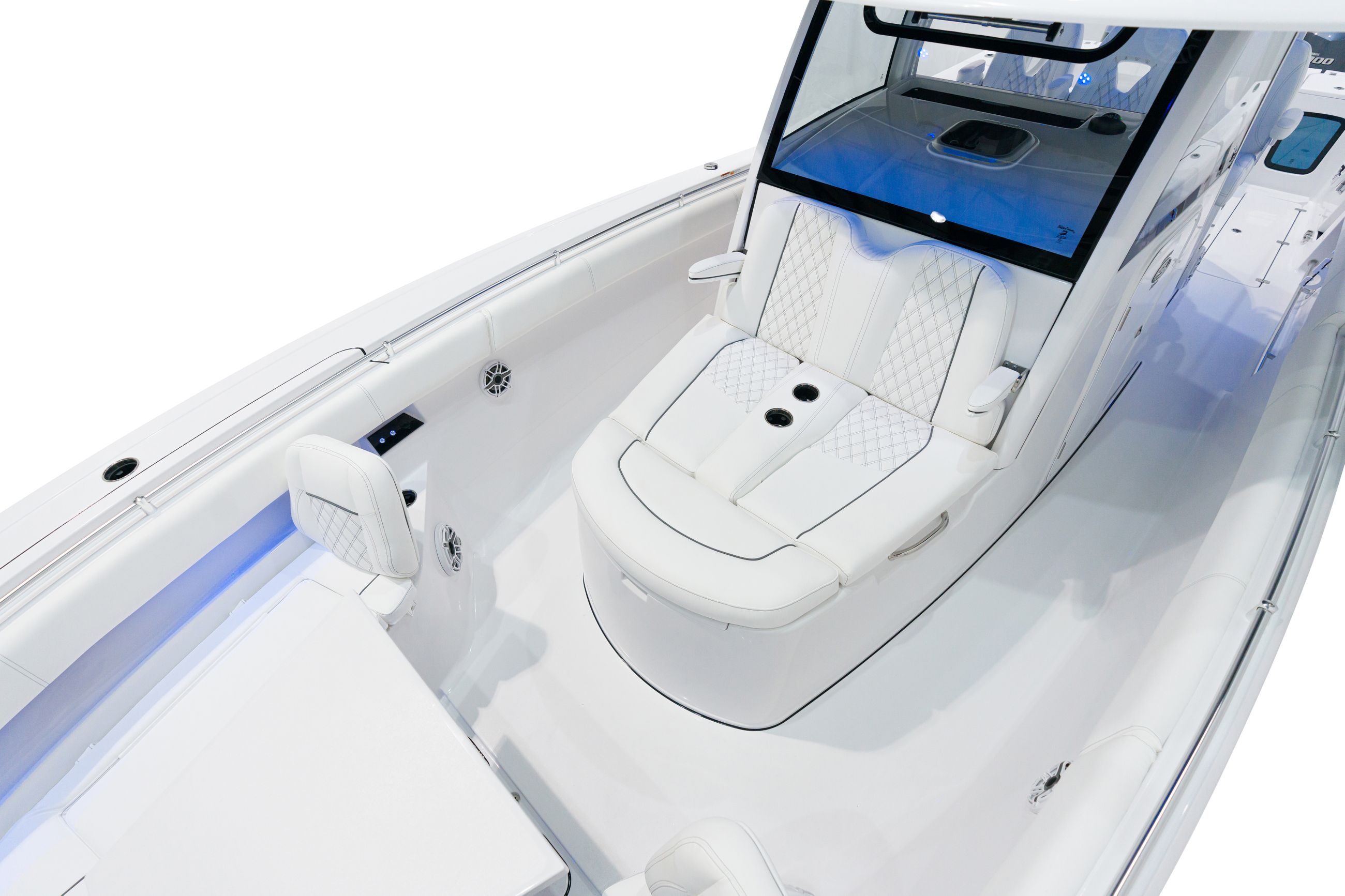Open 352 Center Console · Features Sportsman Boats