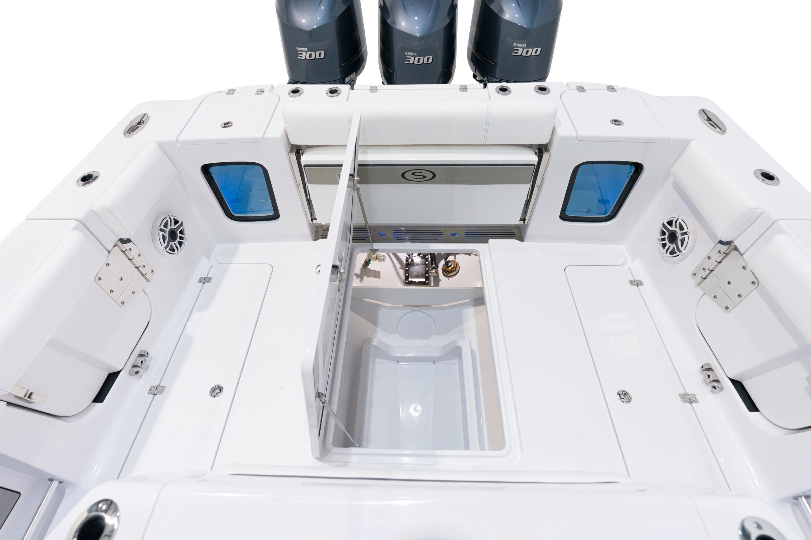 Detail image of Total Access Compartment