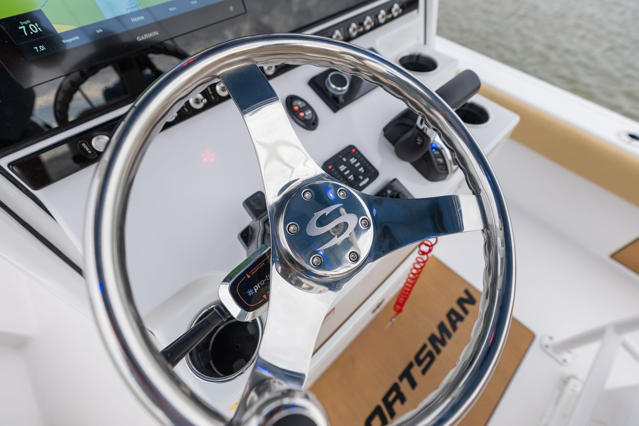 Detail image of SeaStar Tilt Helm w/ SS Wheel