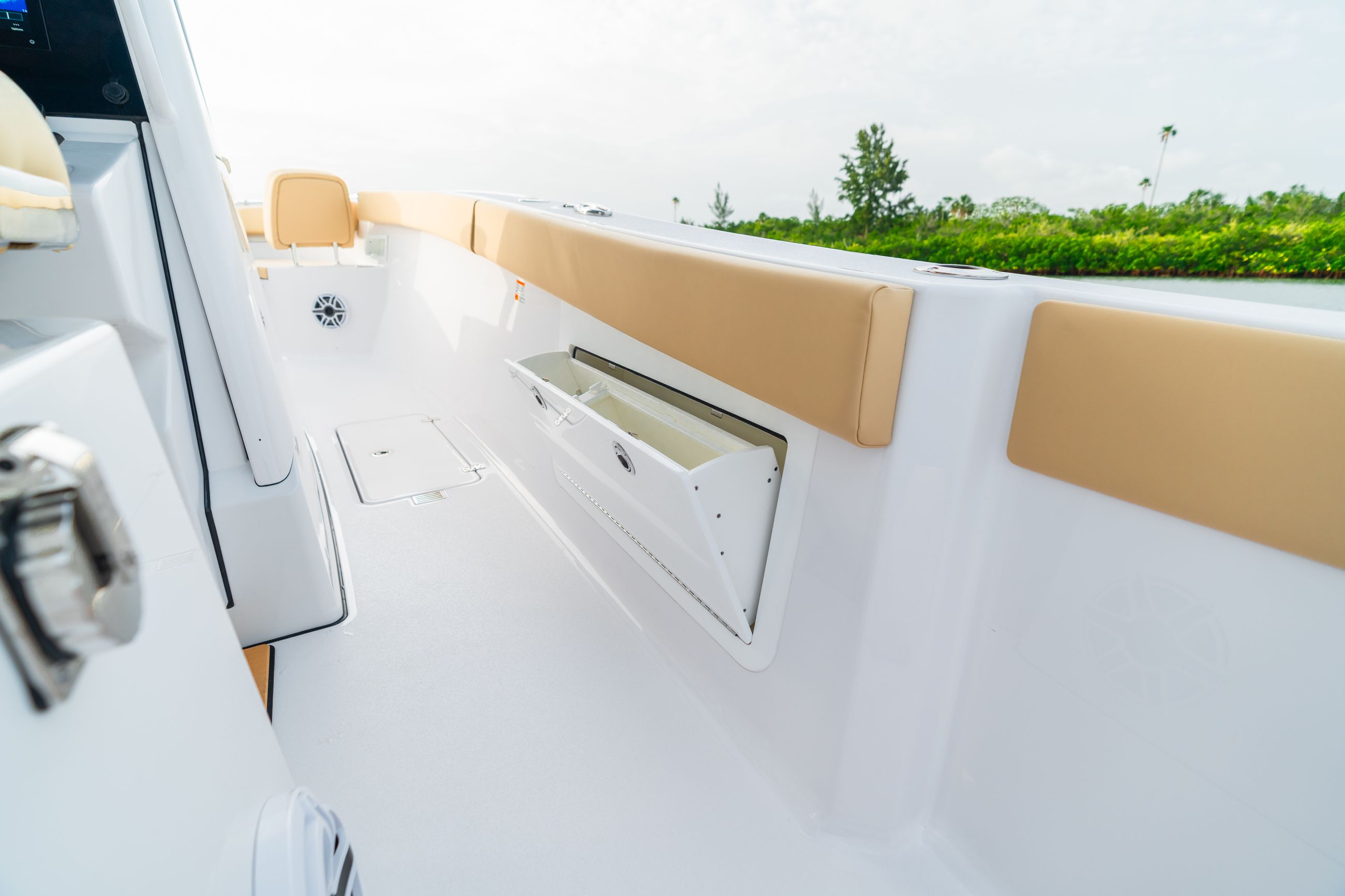 Detail image of Under Gunwale Storage Boxes & Trash Bins