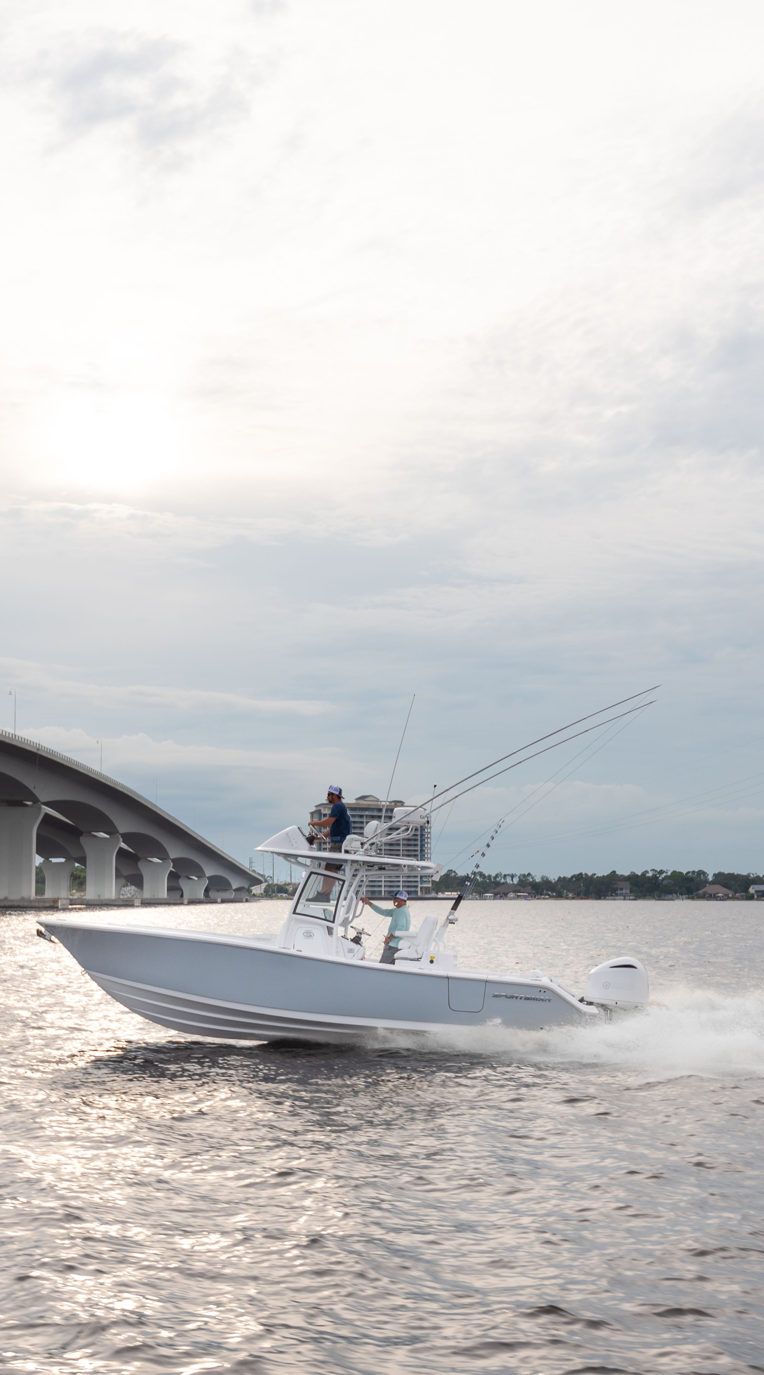 Detail image of the Open 282TE Center Console