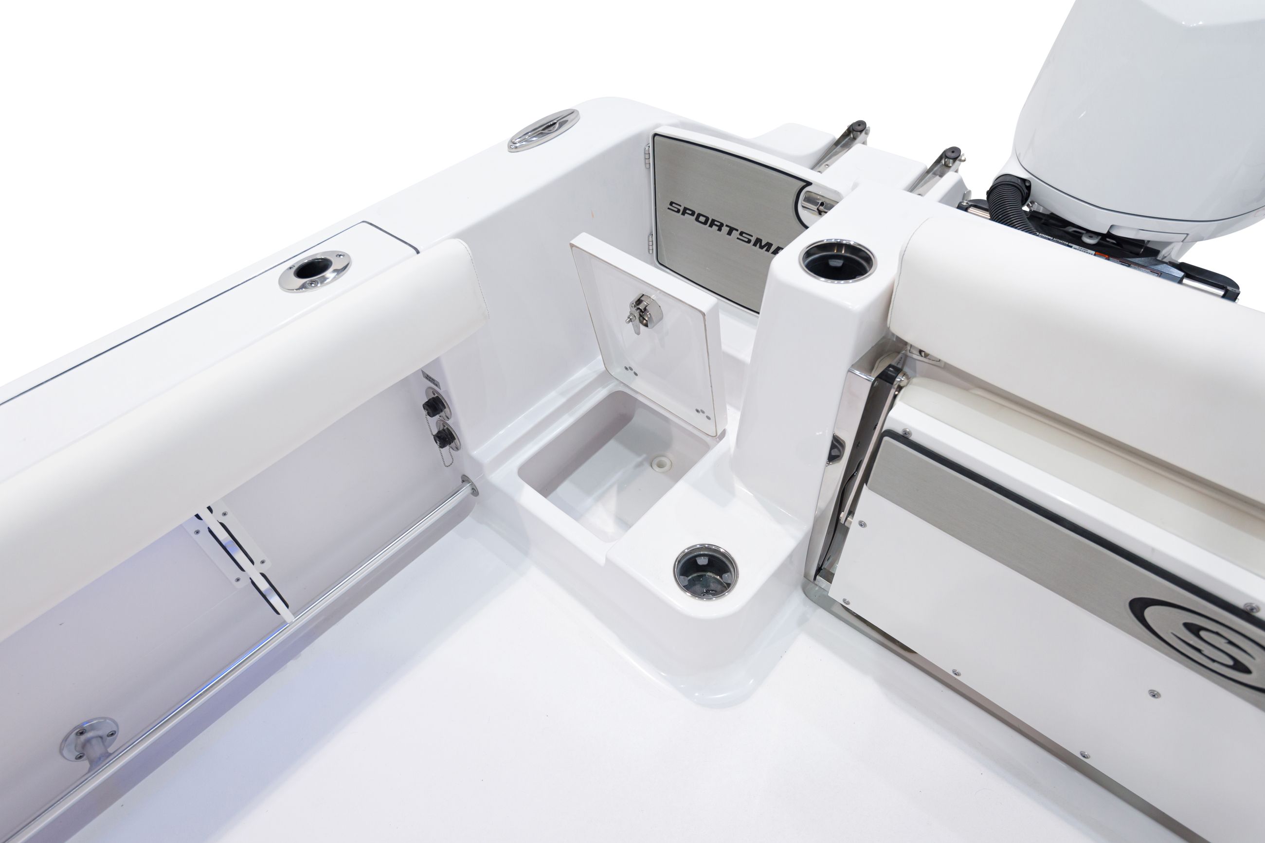 Detail image of Transom Entry Storage