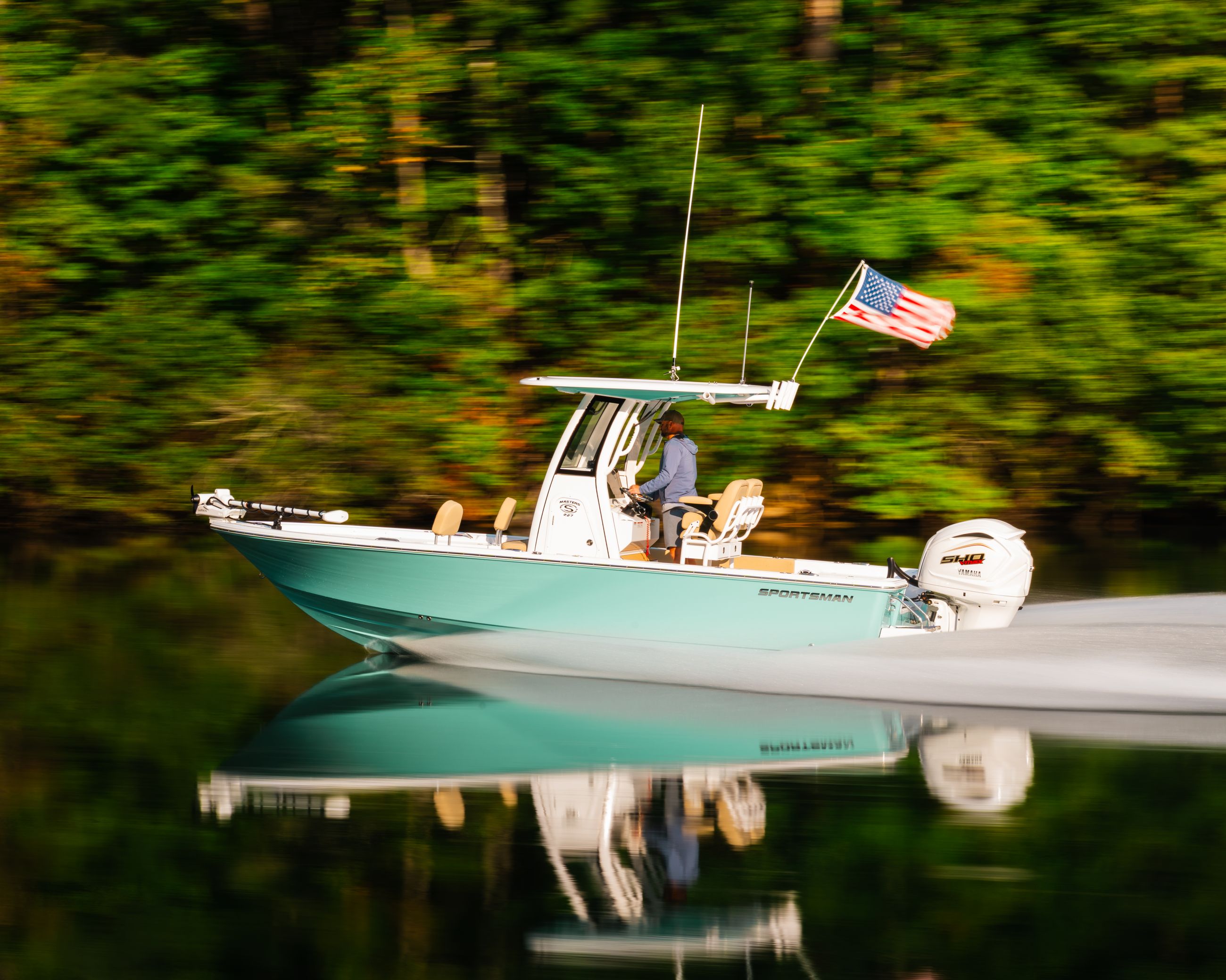 Detail image of the Masters 227 Bay Boat
