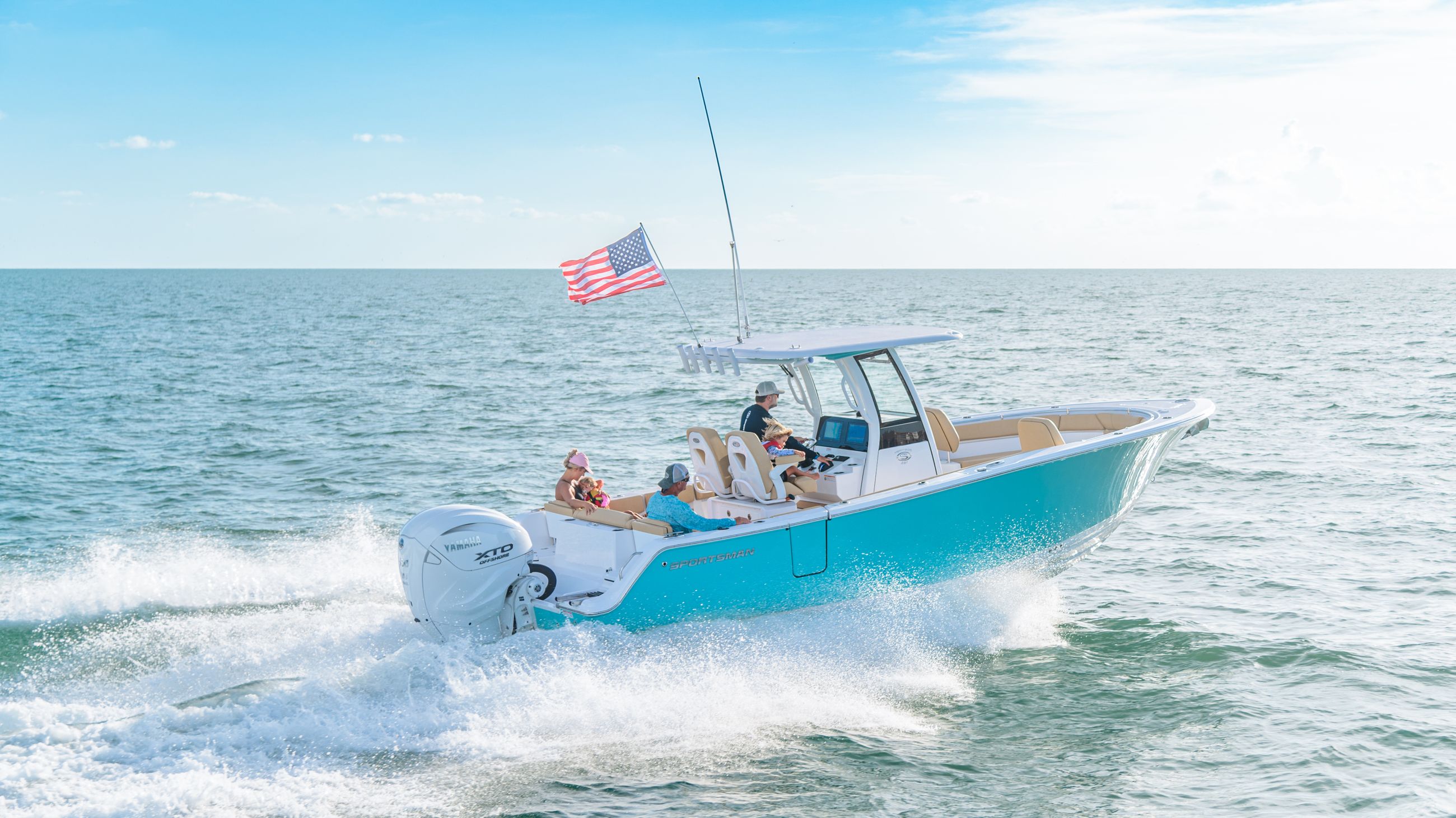 Heritage 261 Center Console · Features