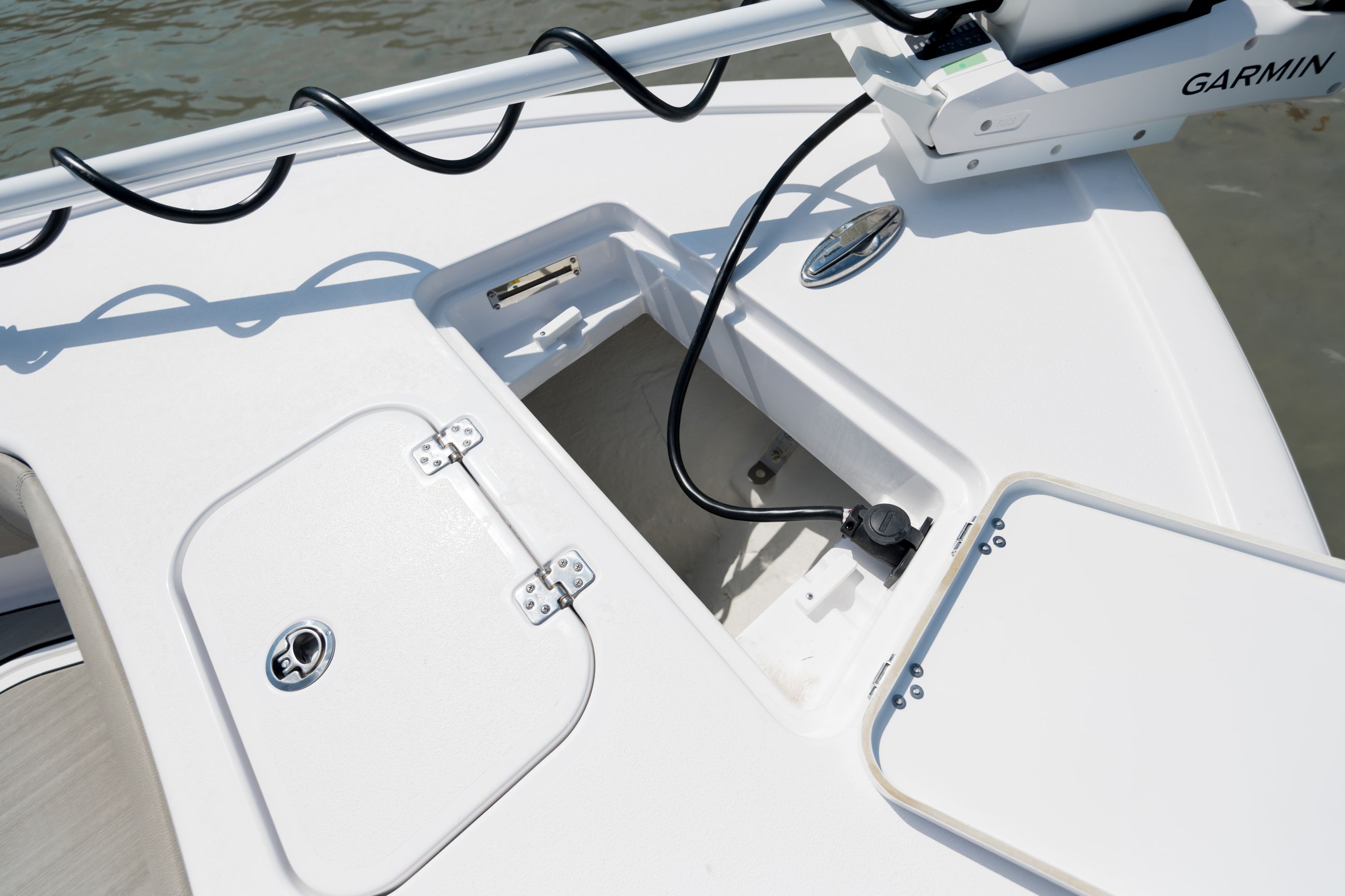 Detail image of Trolling Motor Plug & Harness