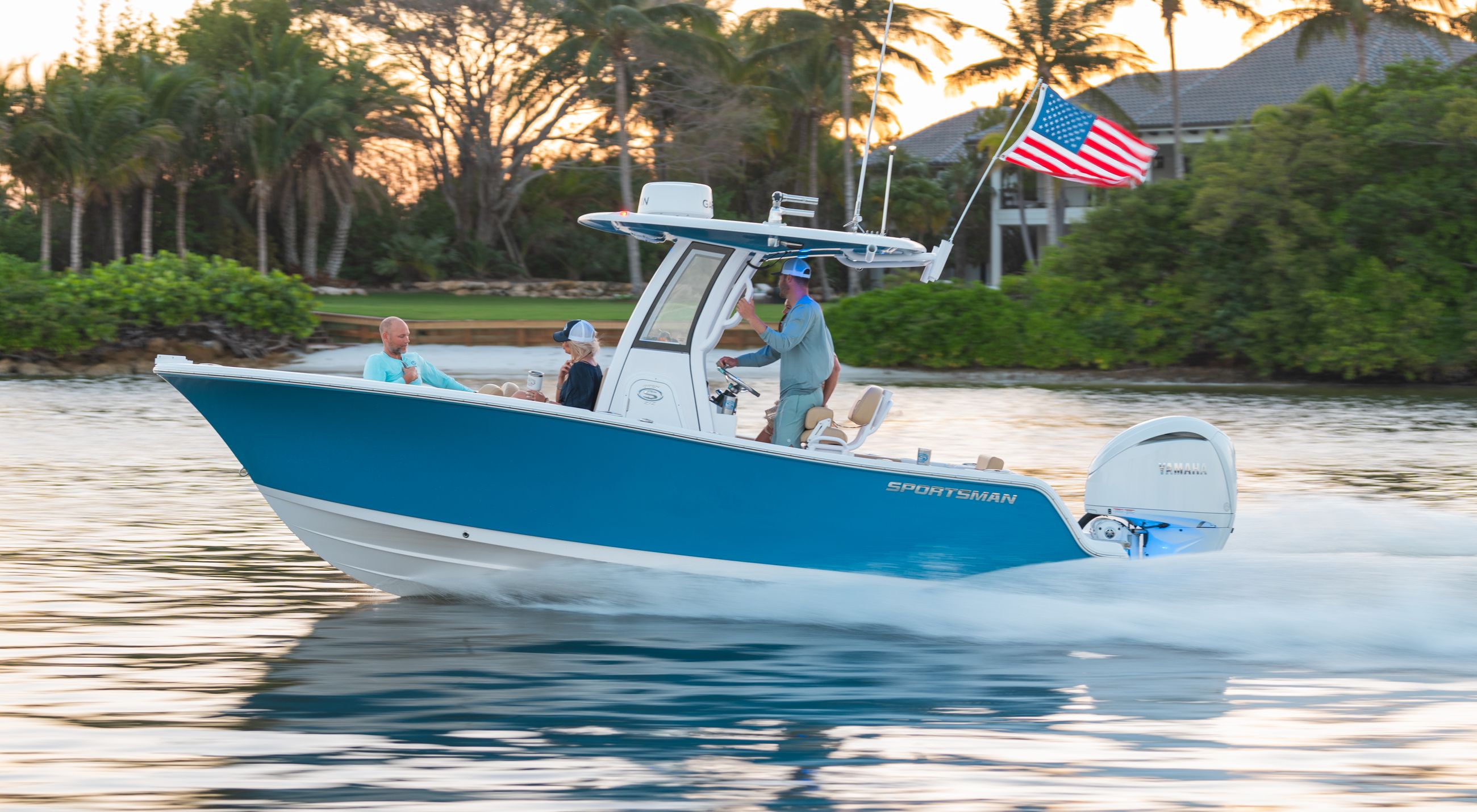 Standard features for the 212-center-console