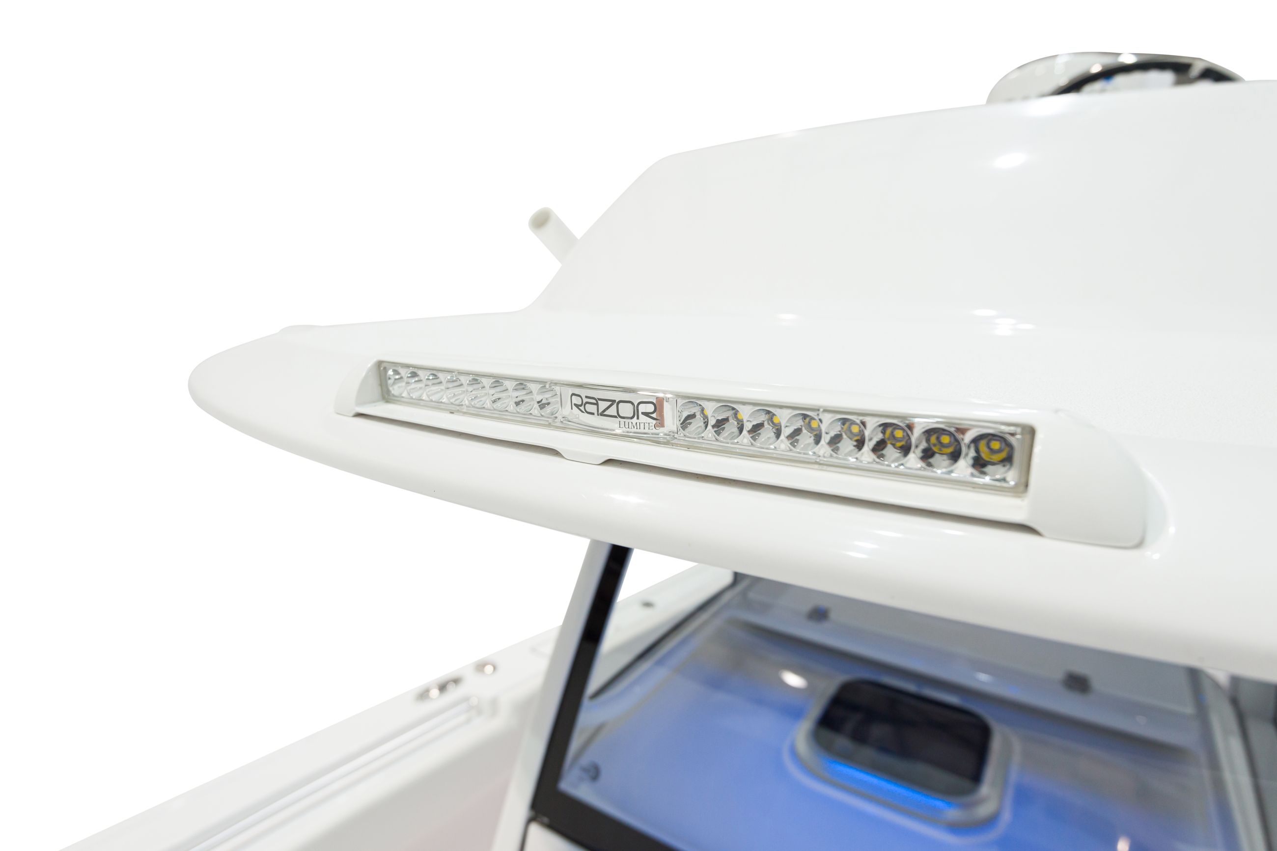 Detail image of Front Lumitec 18” Razor Spot Light Bar