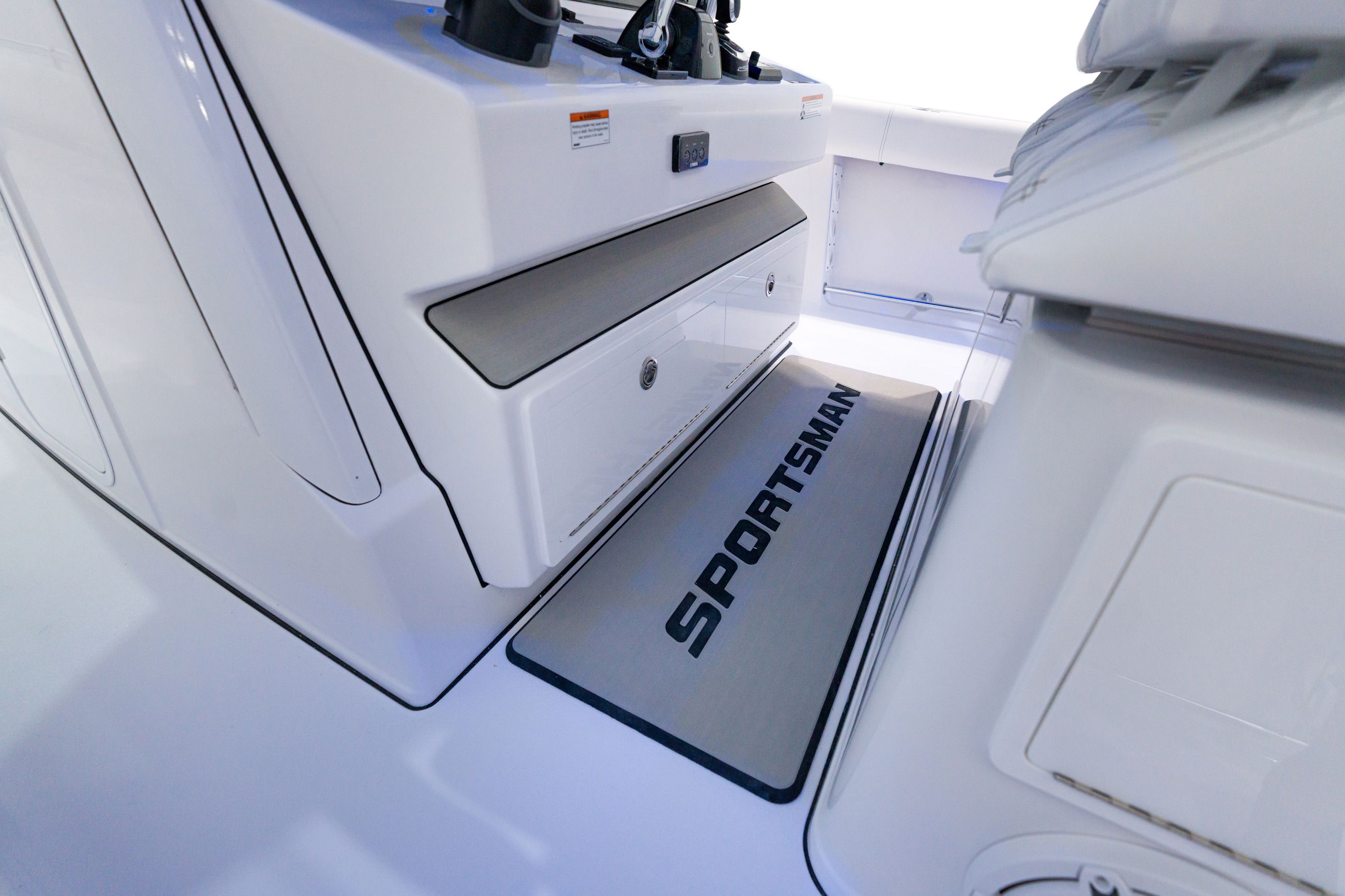 Detail image of Anti-Fatigue Helm Pad