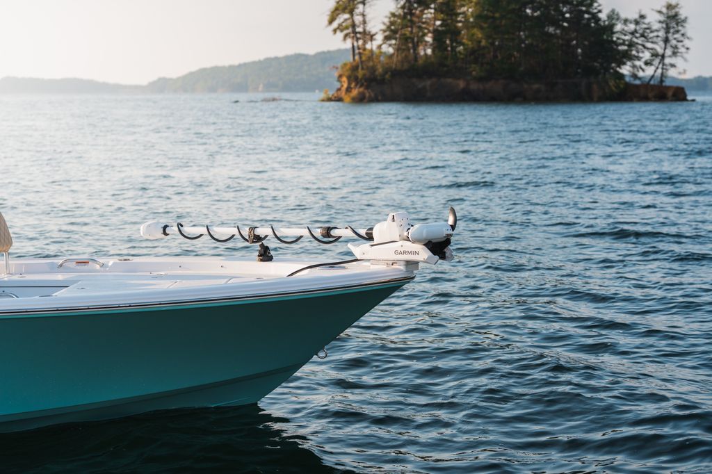 Detail image of Garmin Force® Kraken Trolling Motor 75" (White)