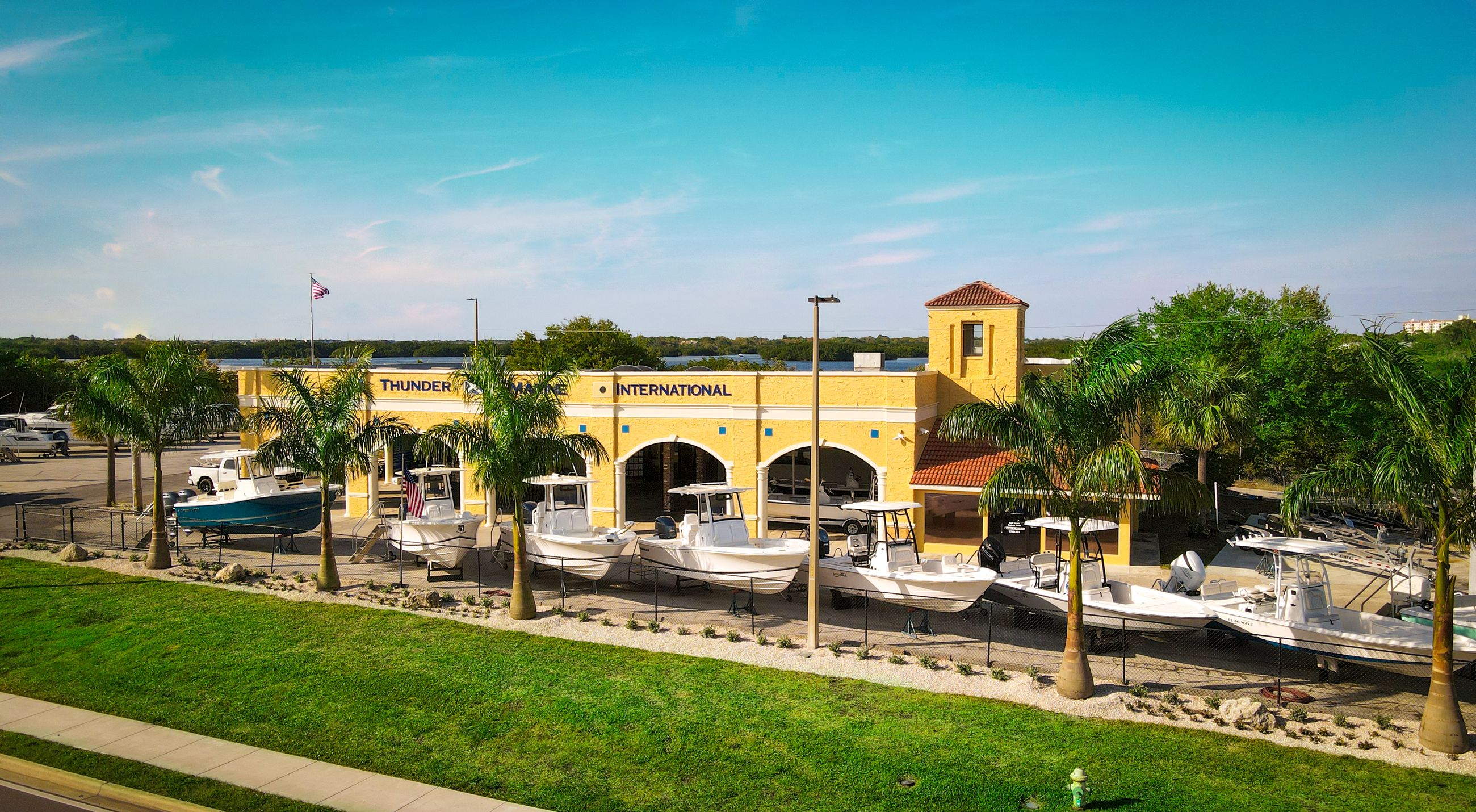 Store front image for the dealership located at St Petersburg, FL