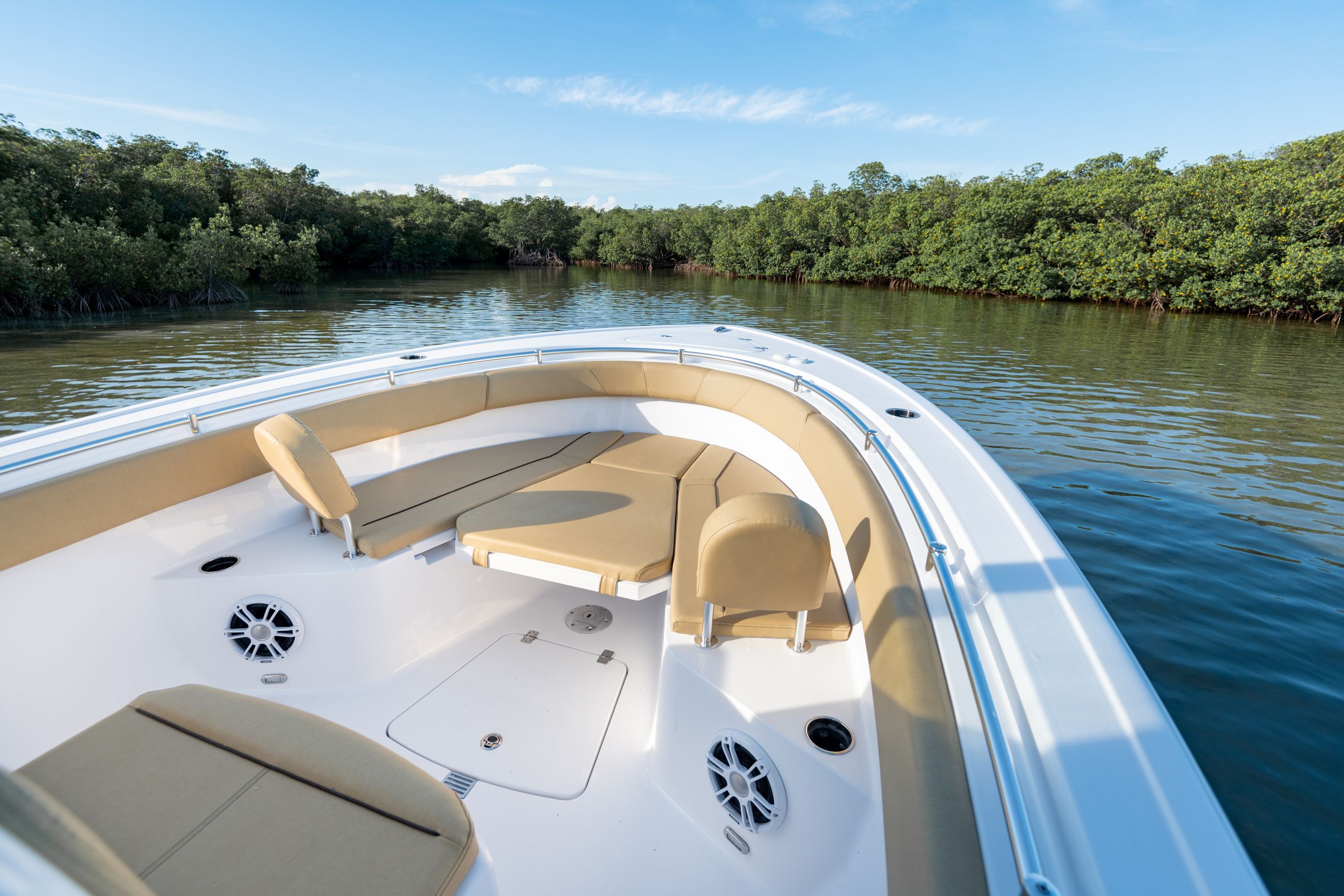 Detail image of Bow Sundeck/Table w/ Cushion (Removable)