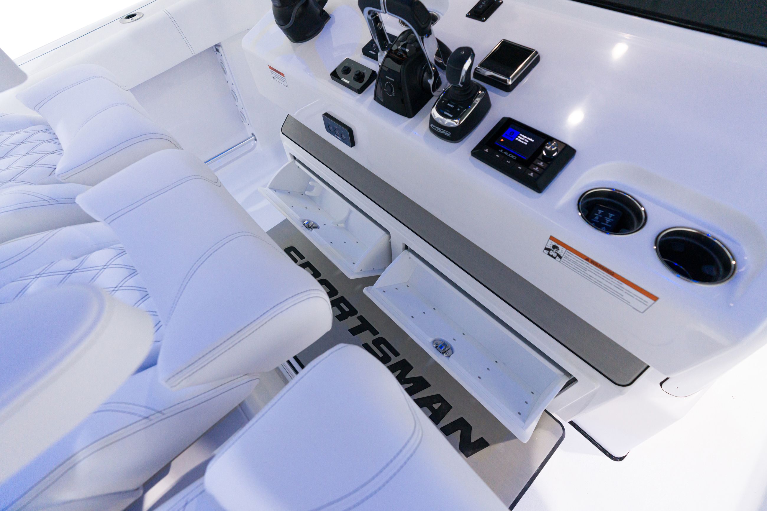 Detail image of Helm Pod Storage Boxes (2)