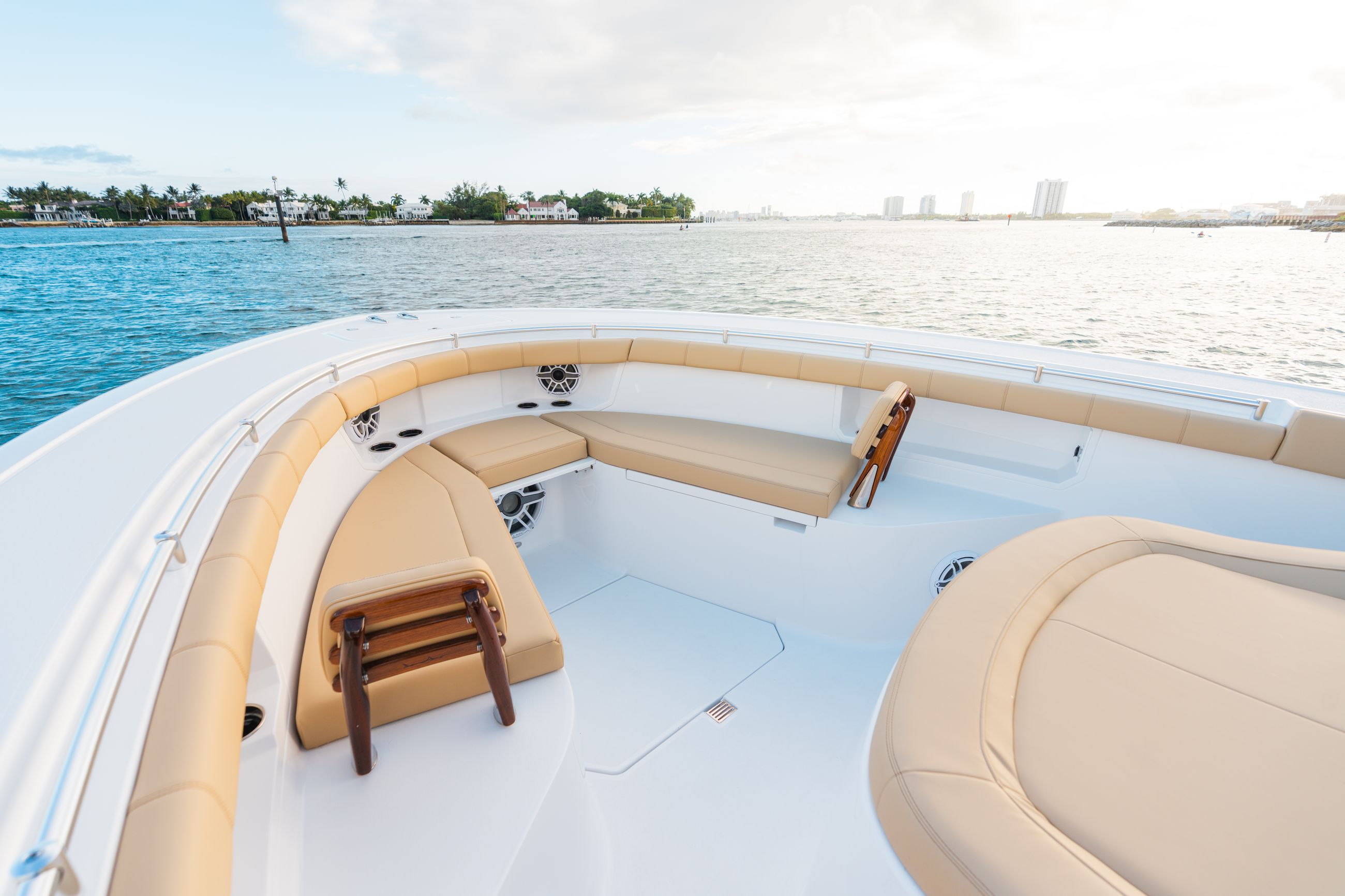 Detail image of Bow Layout