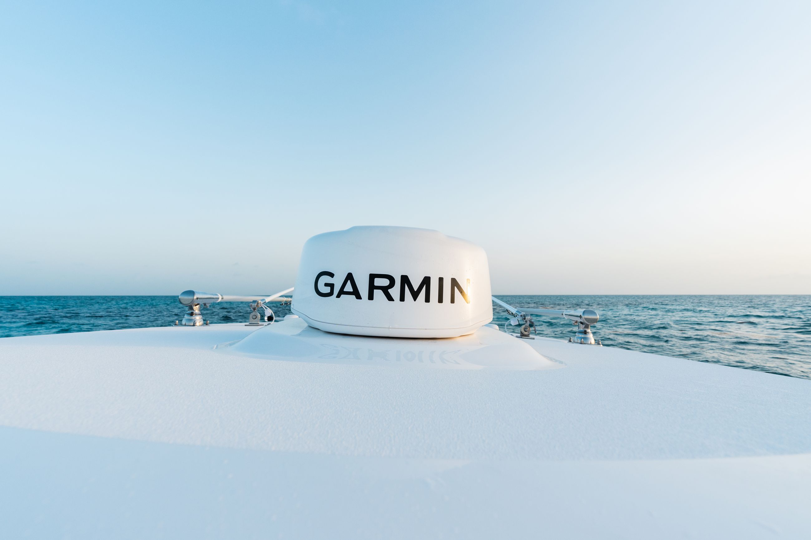 Detail image of Garmin GMR™ Fantom 18X Radome