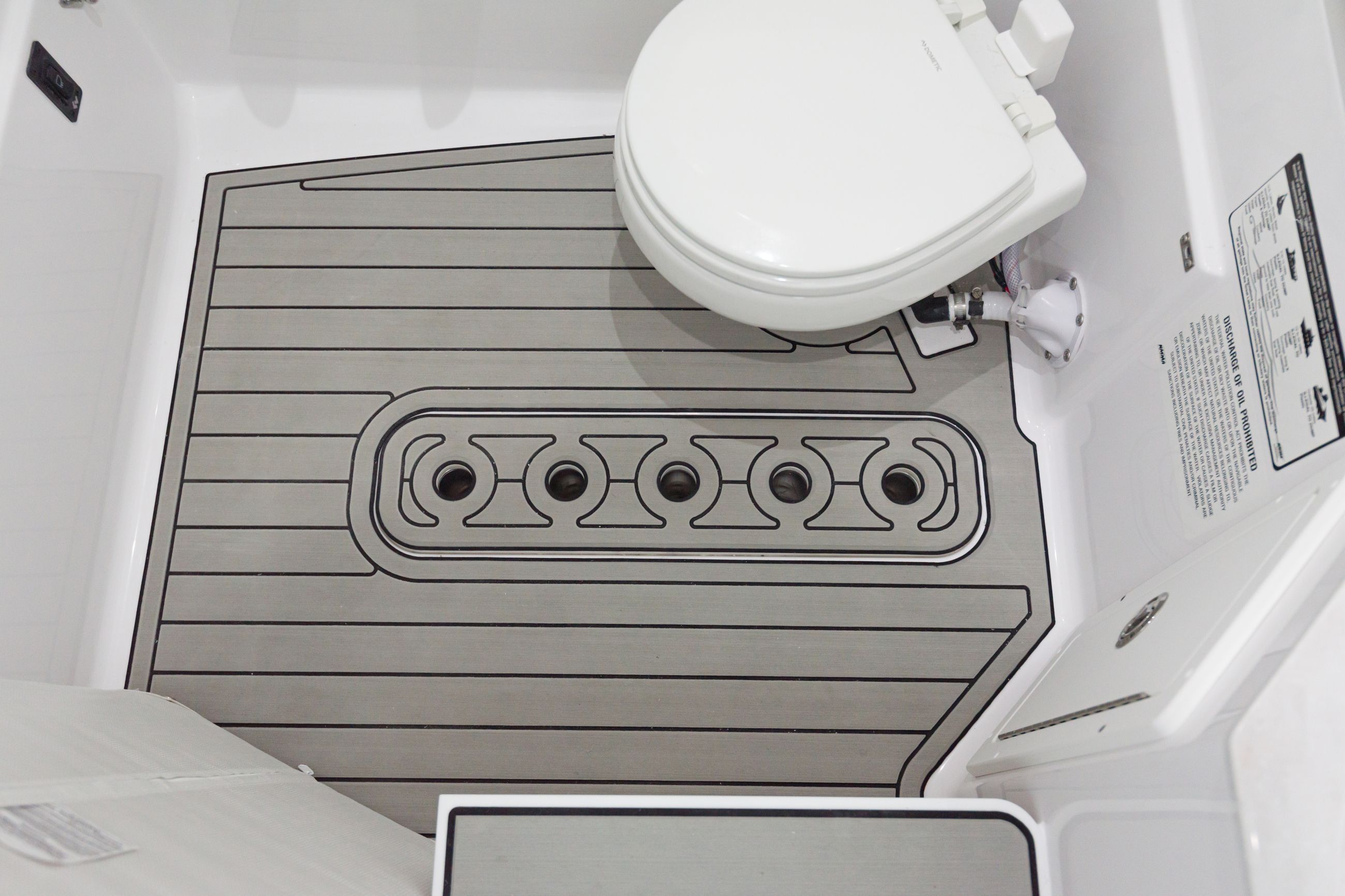 Detail image of Additional In-Floor Vertical Rod Holders