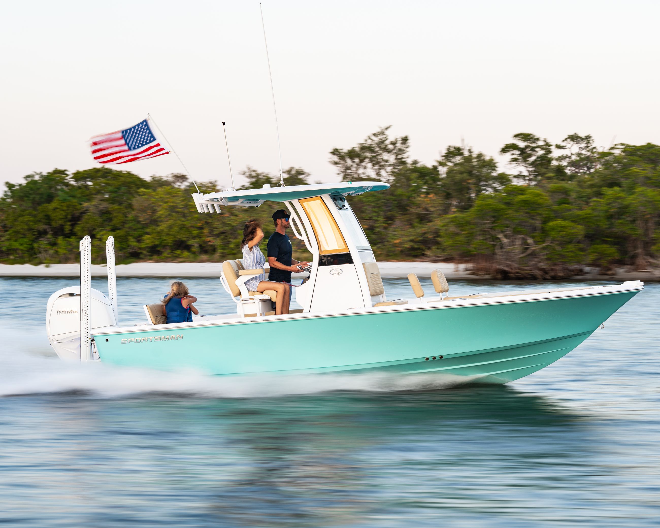 Detail image of the Masters 227 Bay Boat