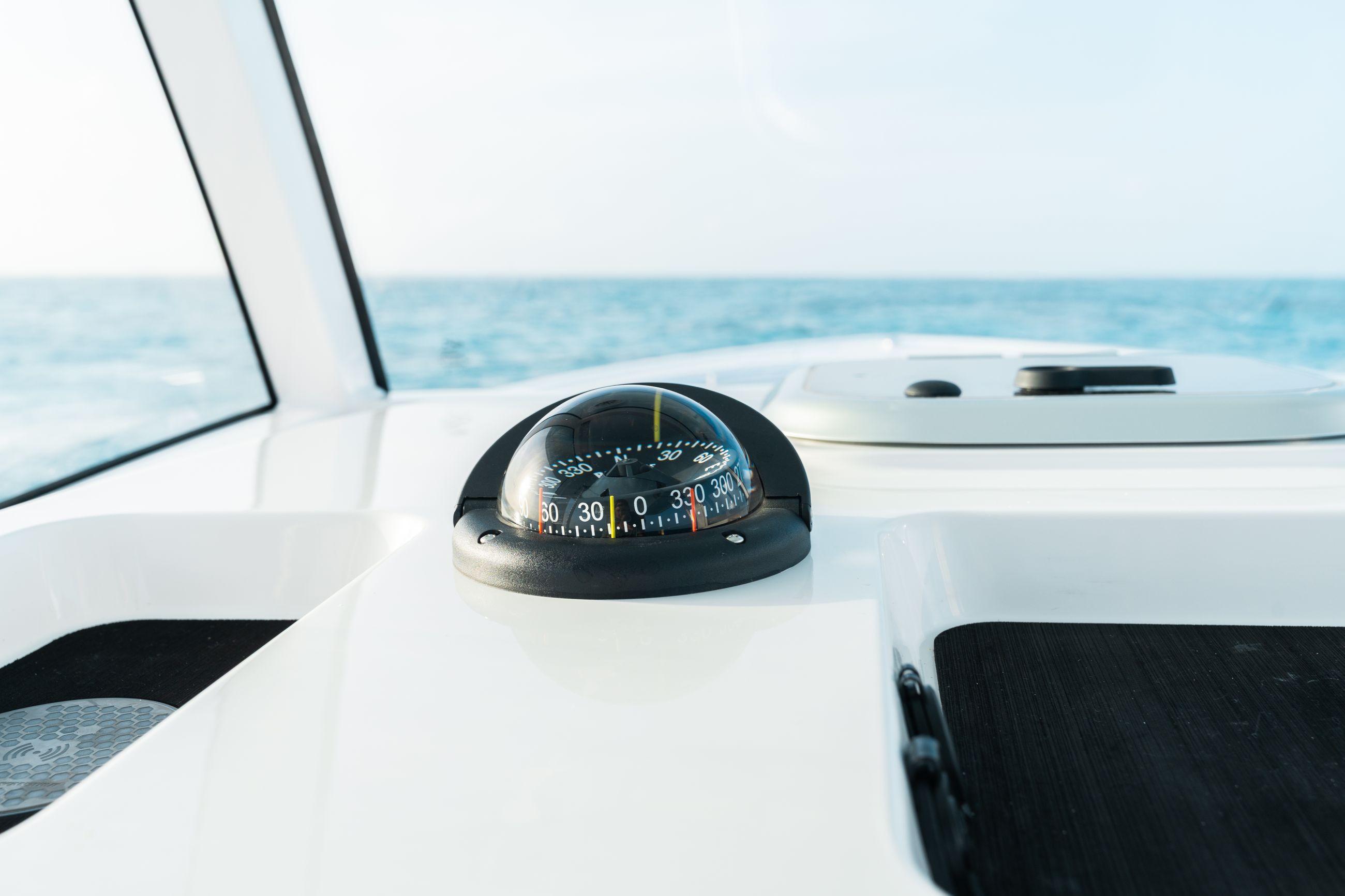 Detail image of Compass