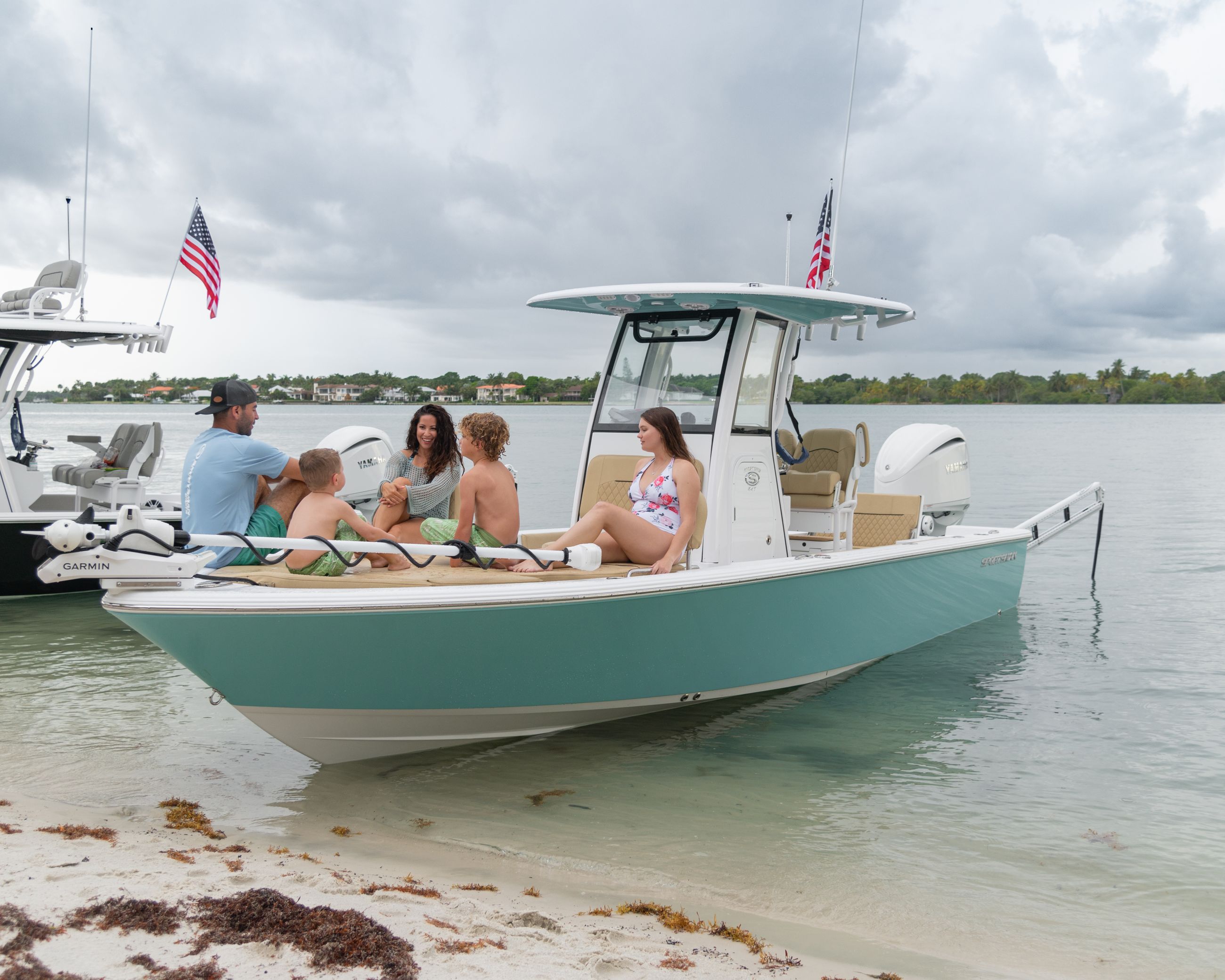 Detail image of the Masters 247 Bay Boat