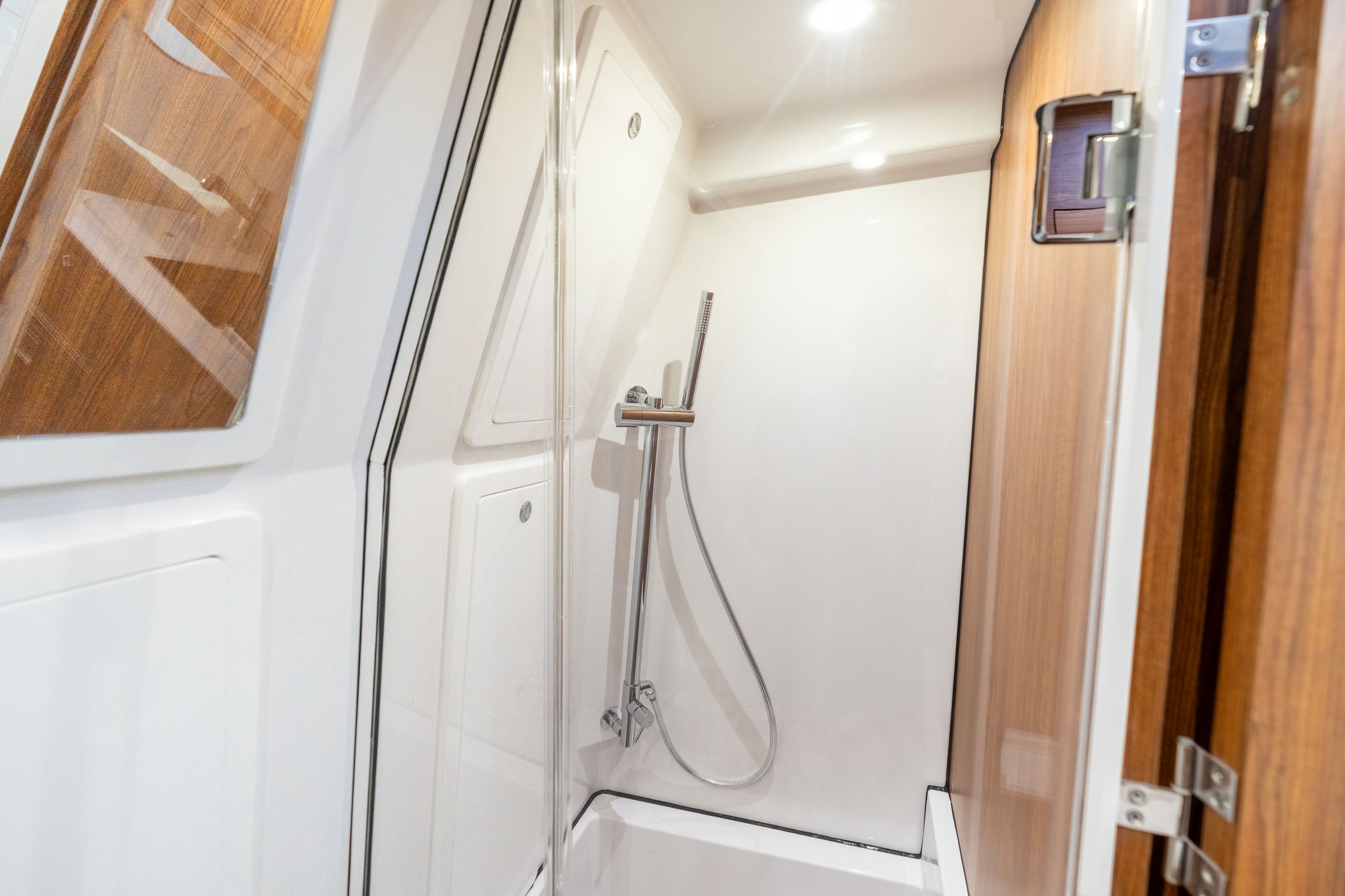 Detail image of Private Enclosed Shower w/ Glass Door